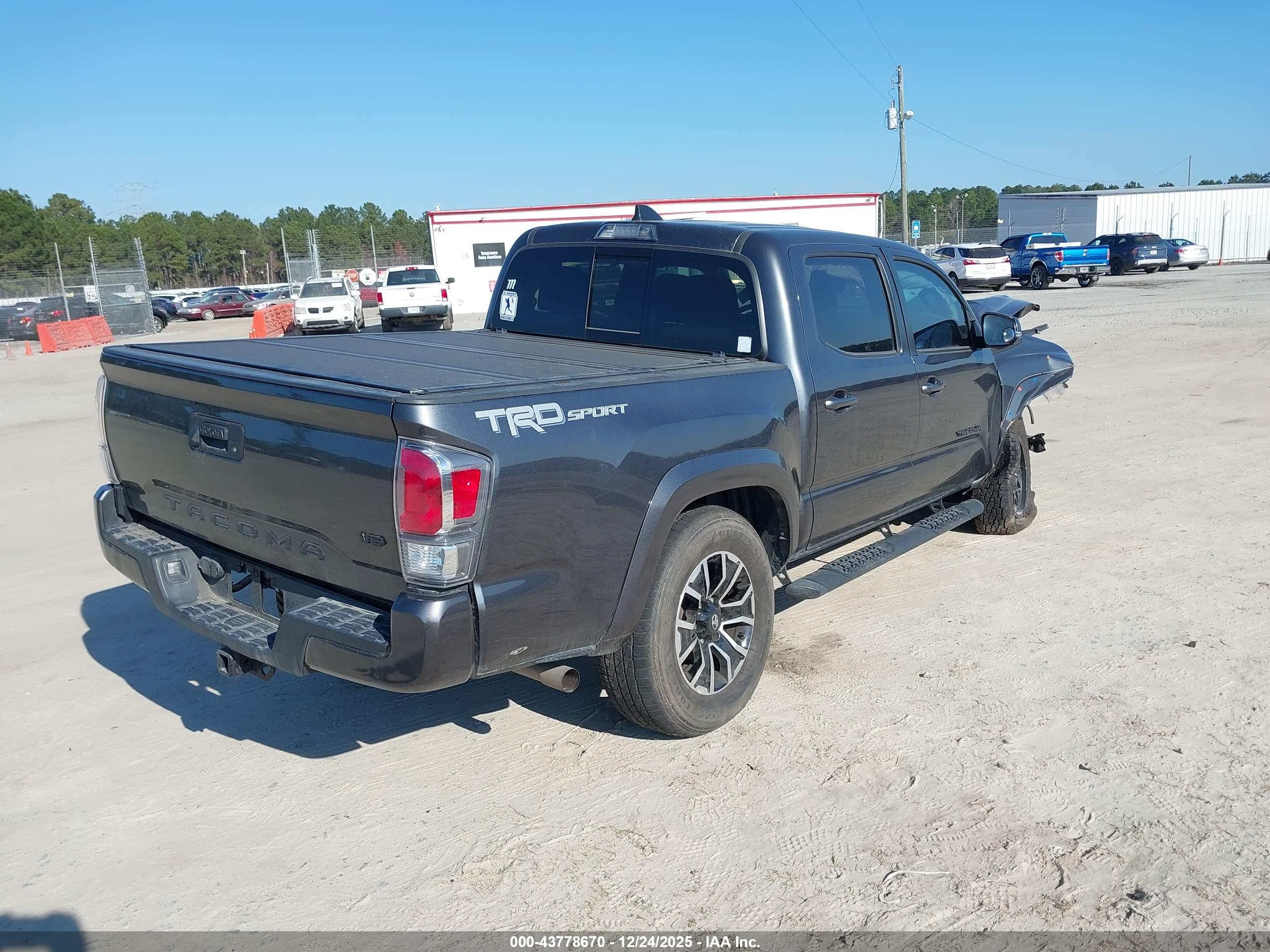 TOYOTA TACOMA image 4