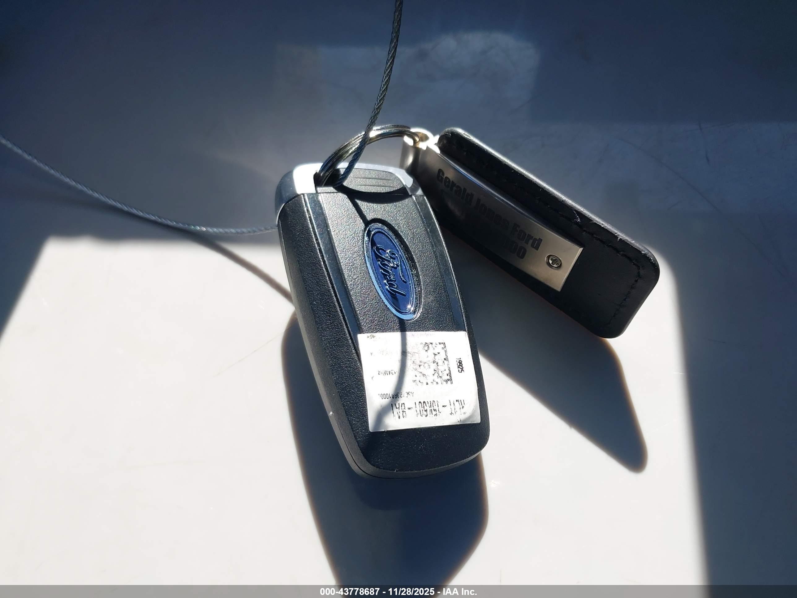 FORD EXPEDITION image 11