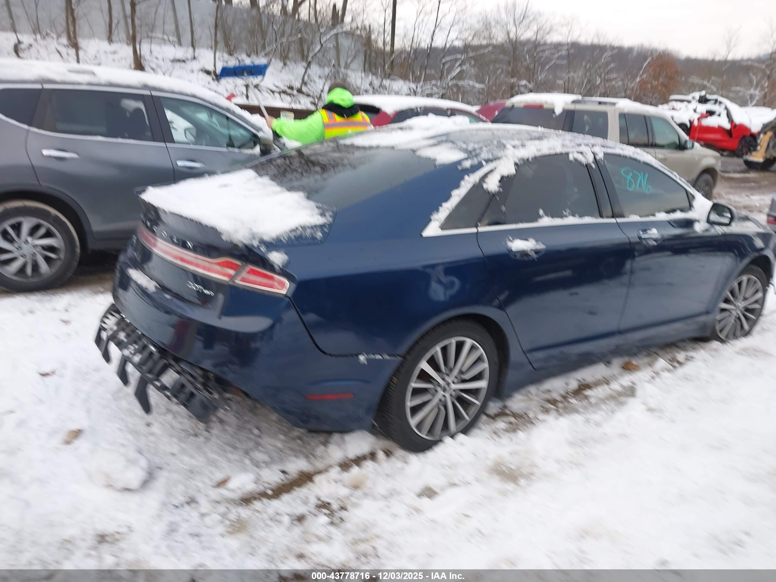 LINCOLN MKZ image 4