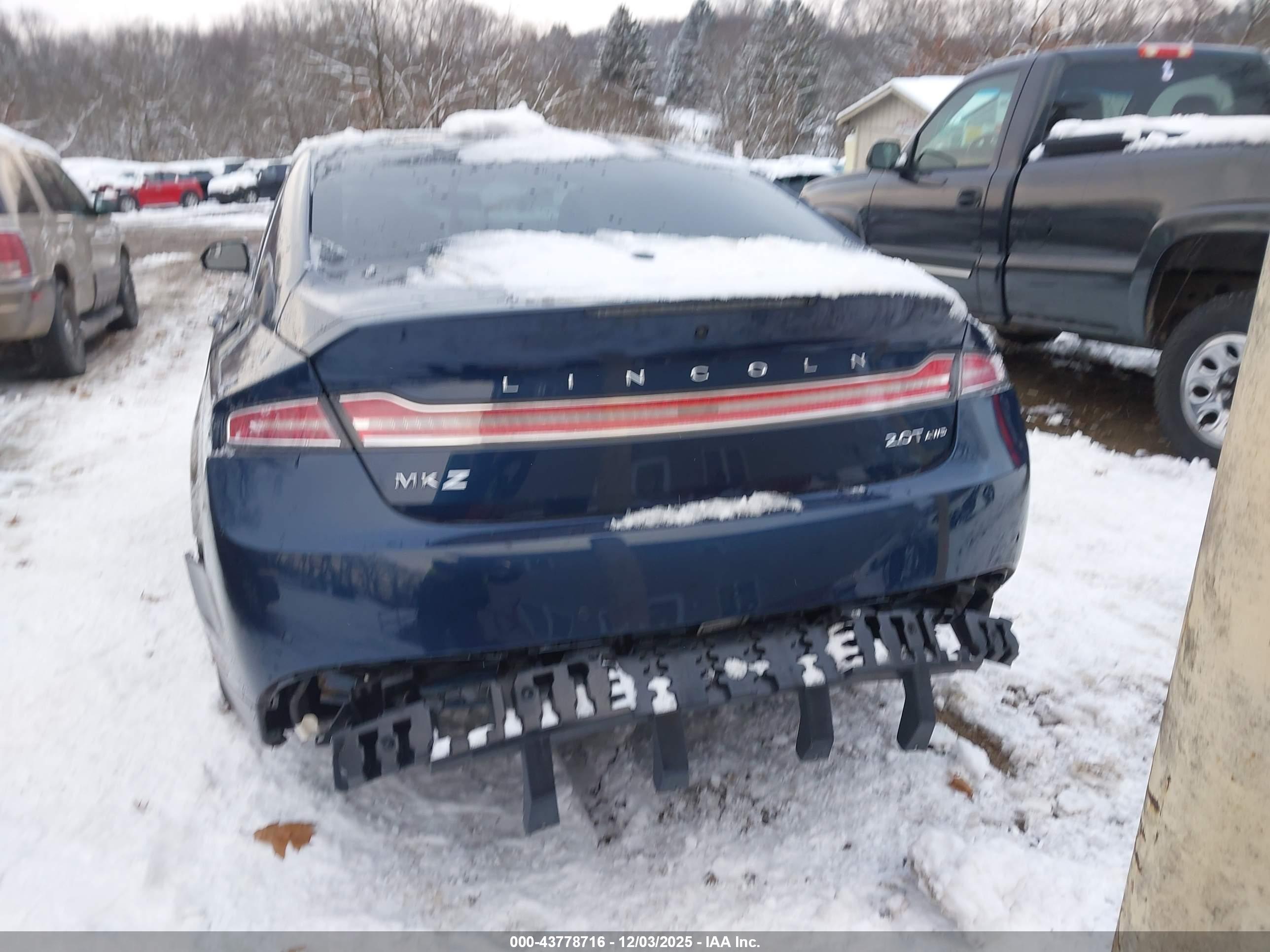 LINCOLN MKZ image 6