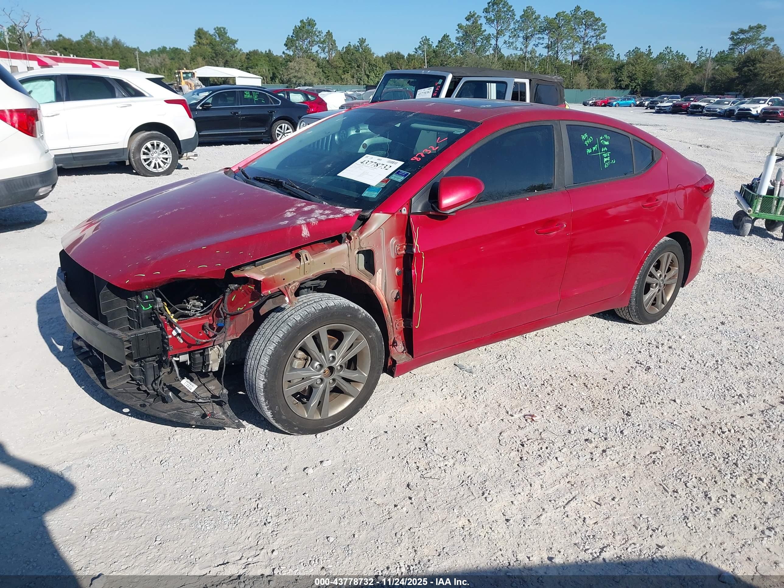 HYUNDAI ELANTRA image 2