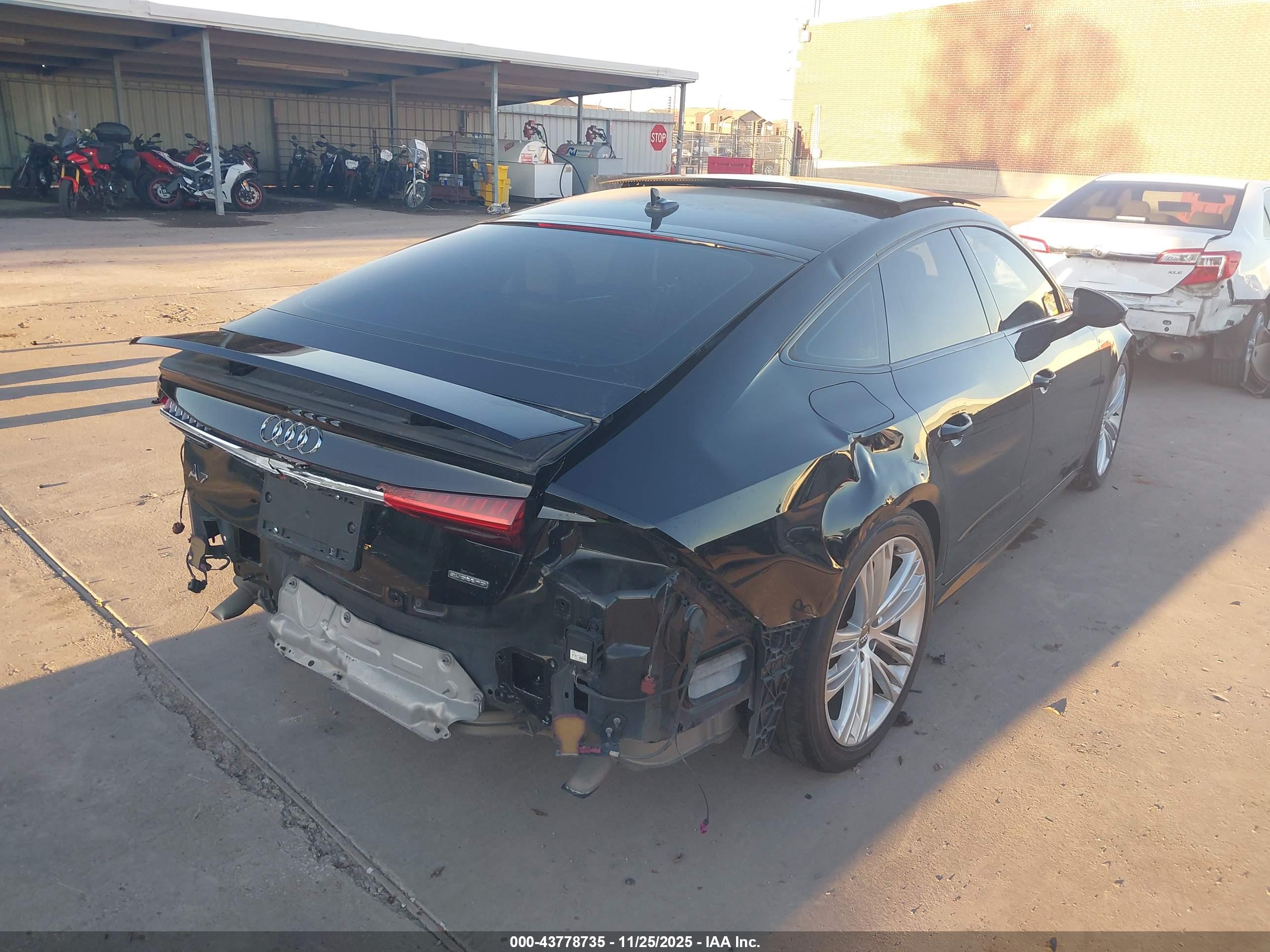 AUDI A7 image 4