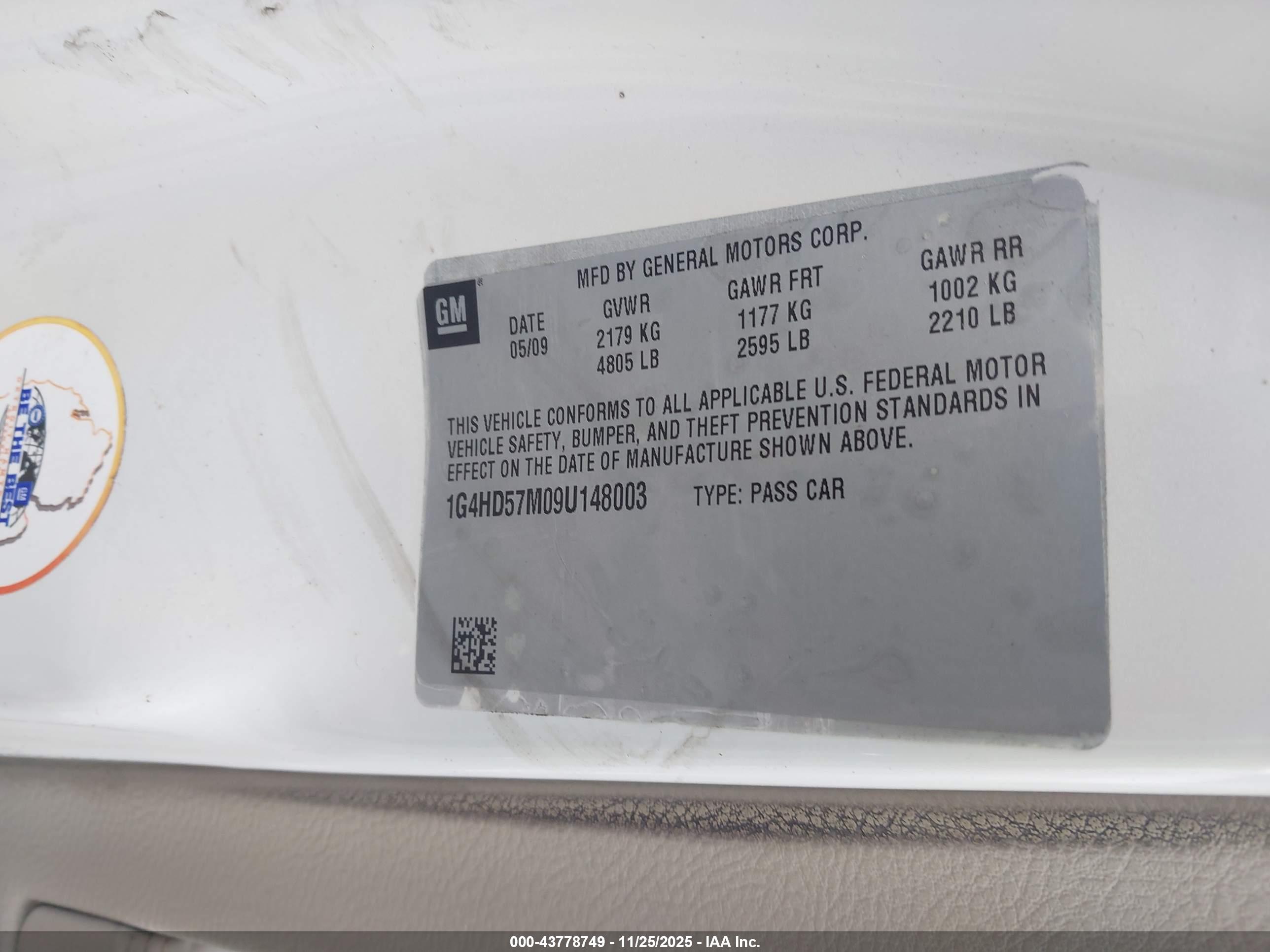 BUICK LUCERNE image 9
