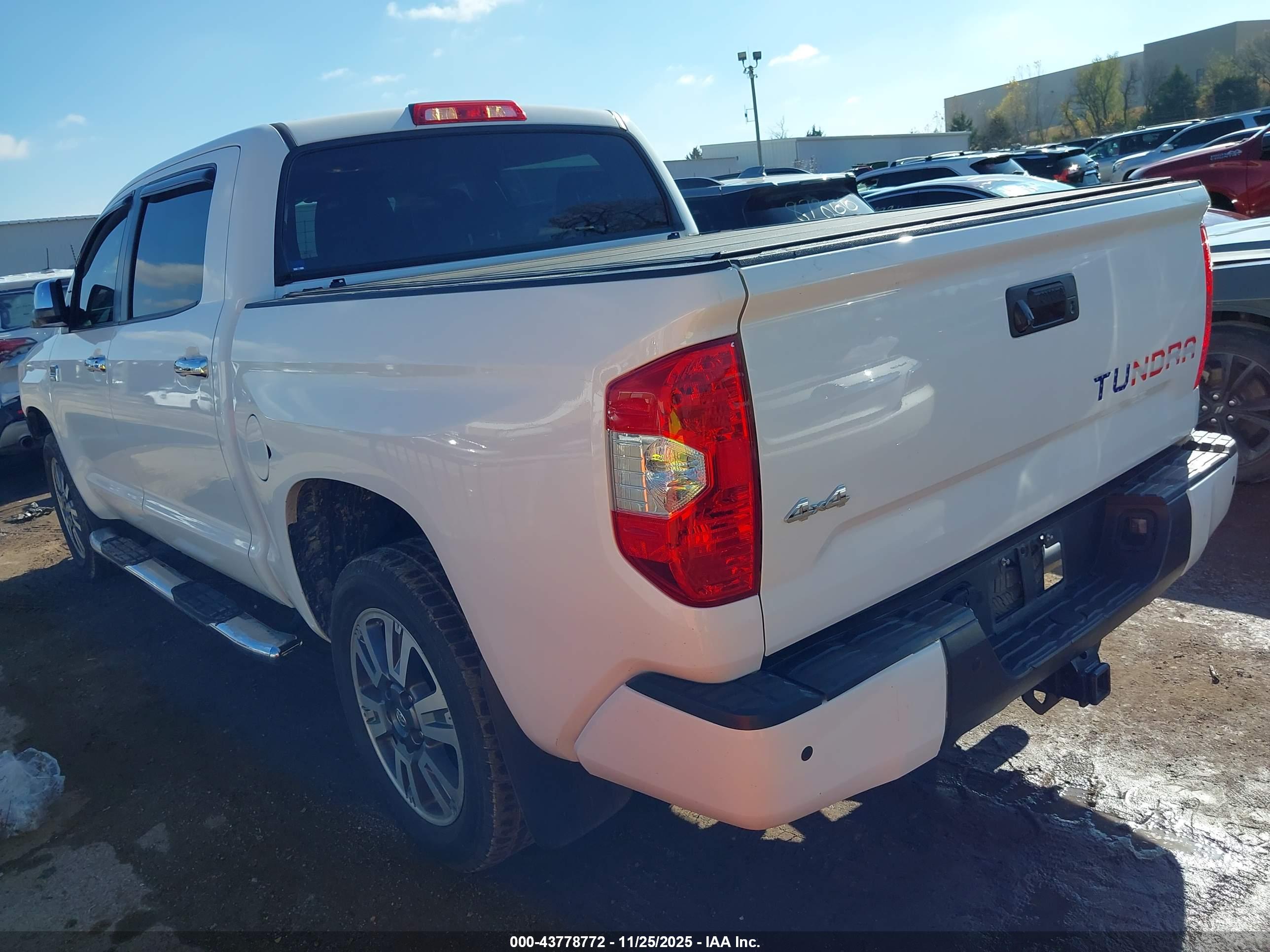 TOYOTA TUNDRA image 3