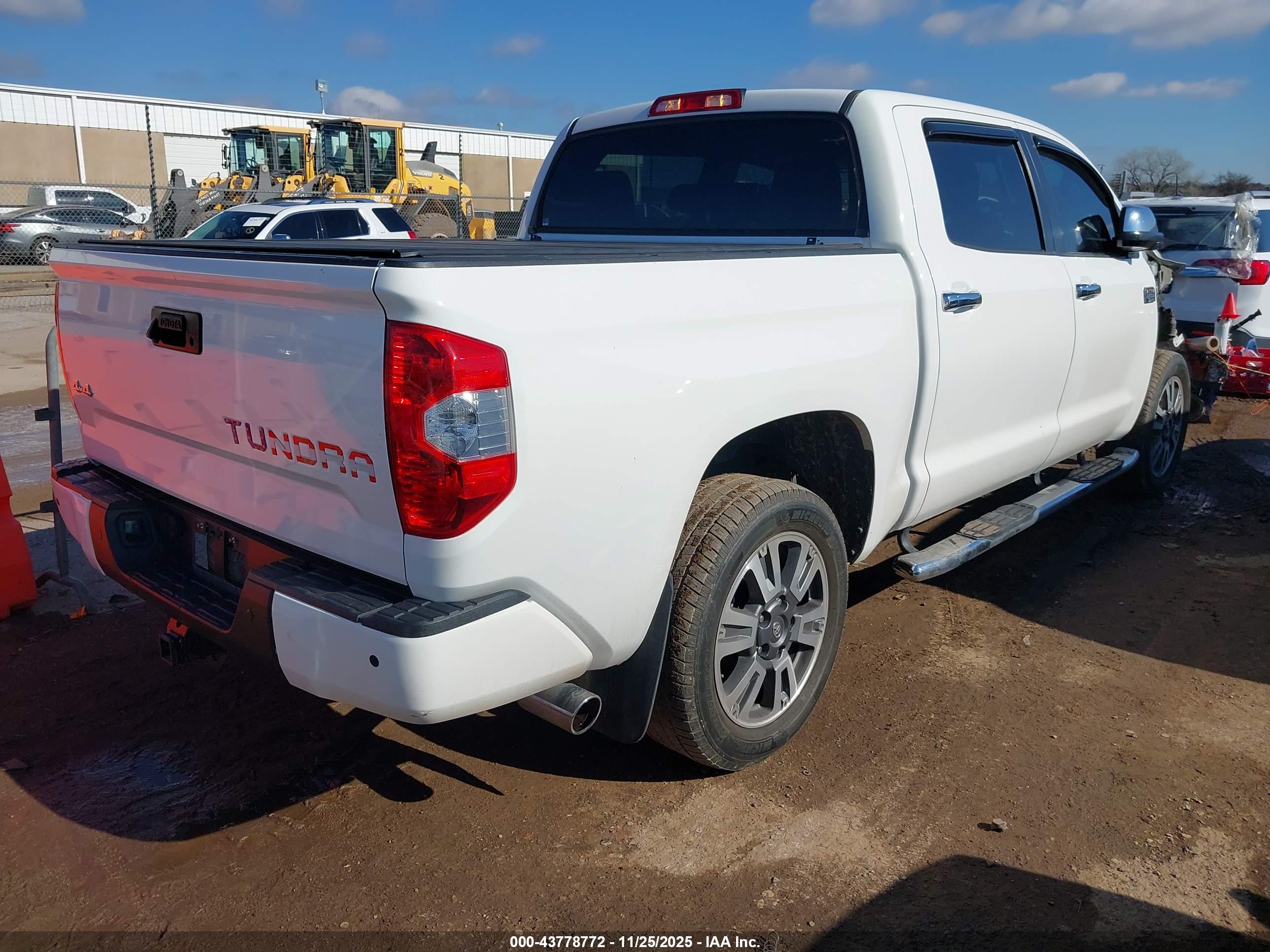 TOYOTA TUNDRA image 4