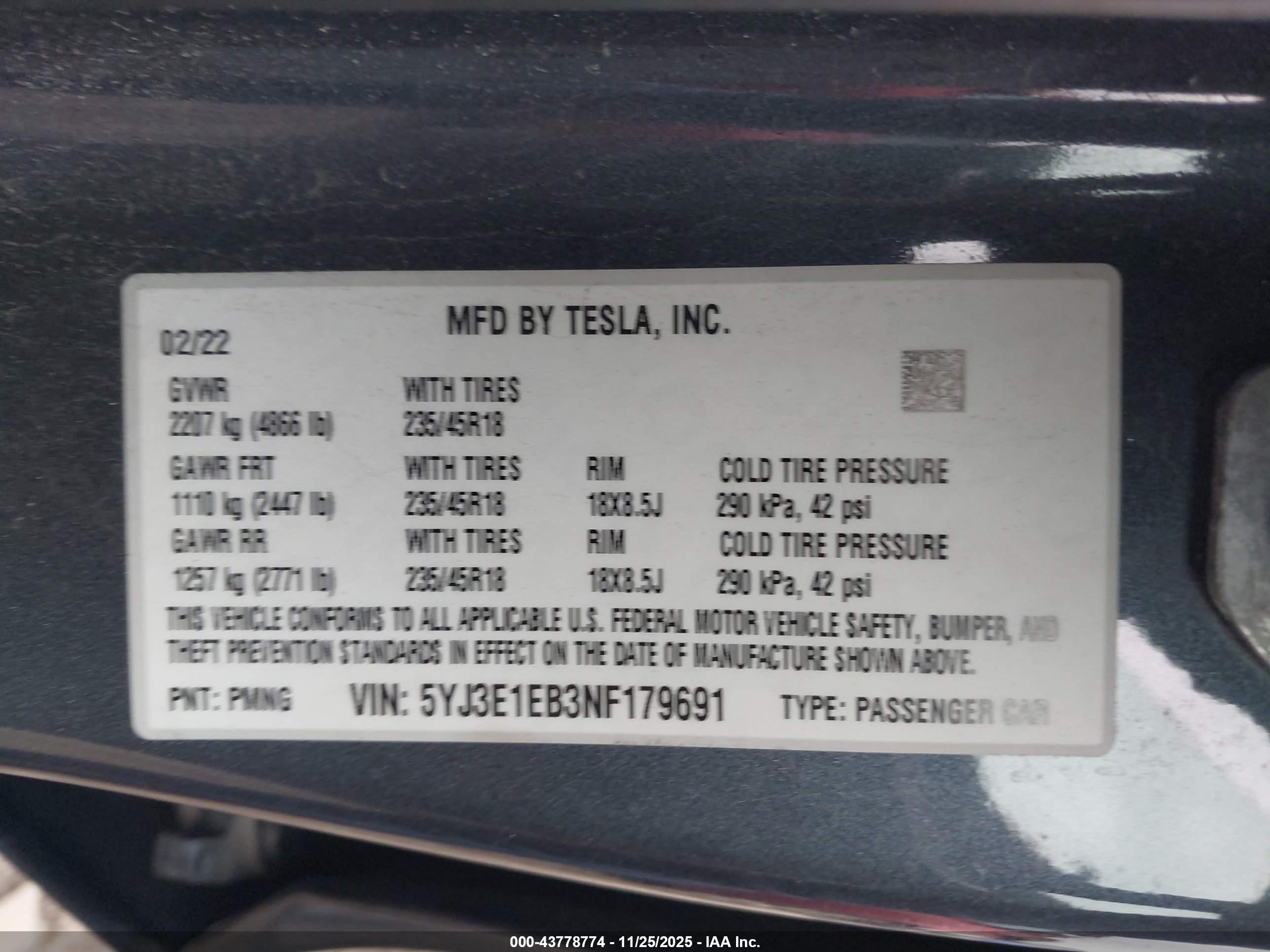 TESLA MODEL image 9