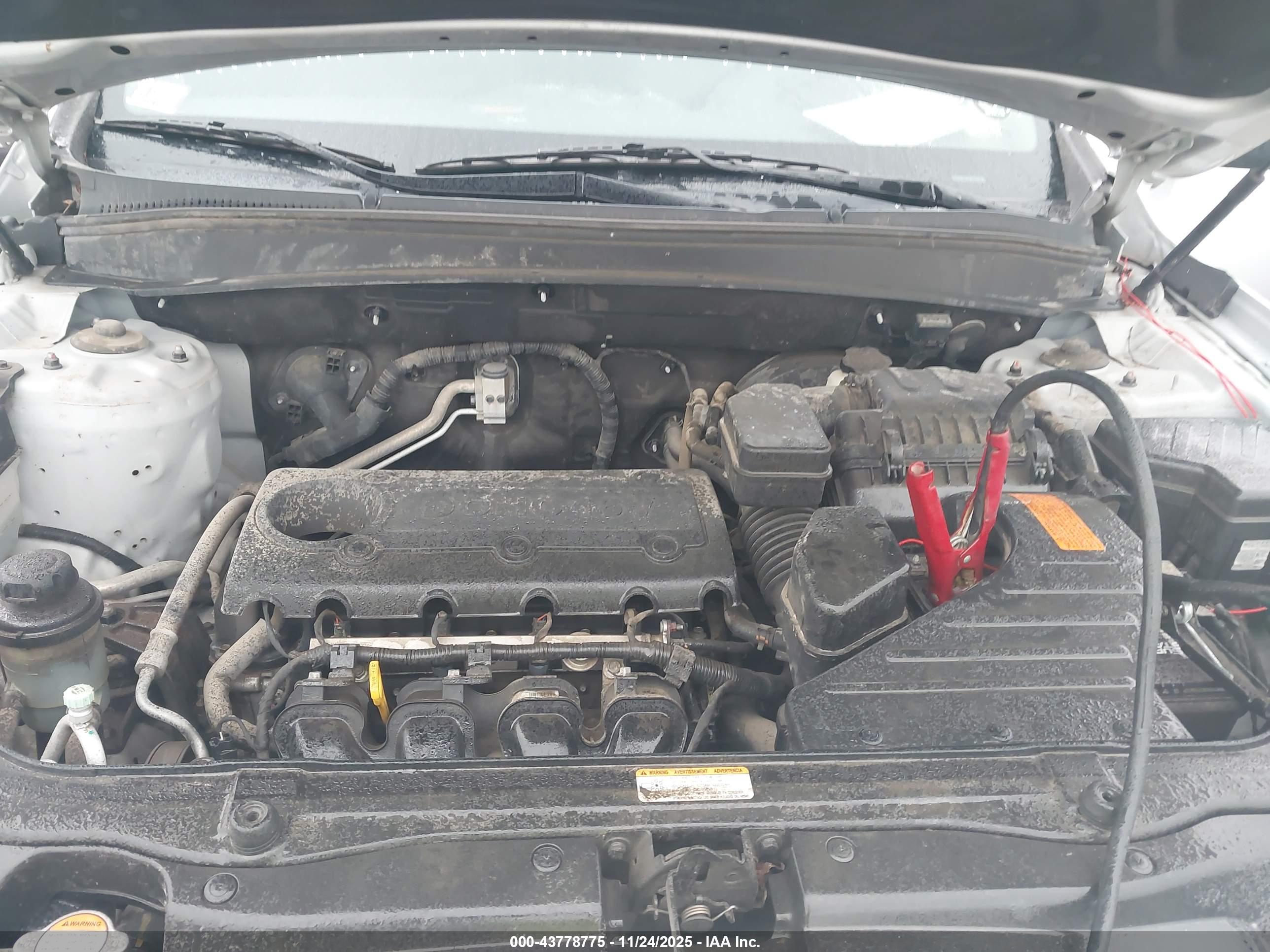HYUNDAI SANTA image 10