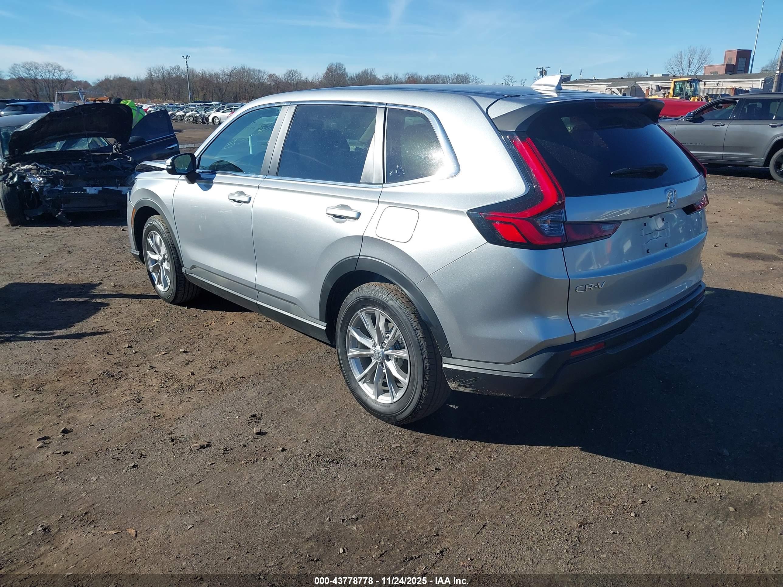 HONDA CR-V image 3