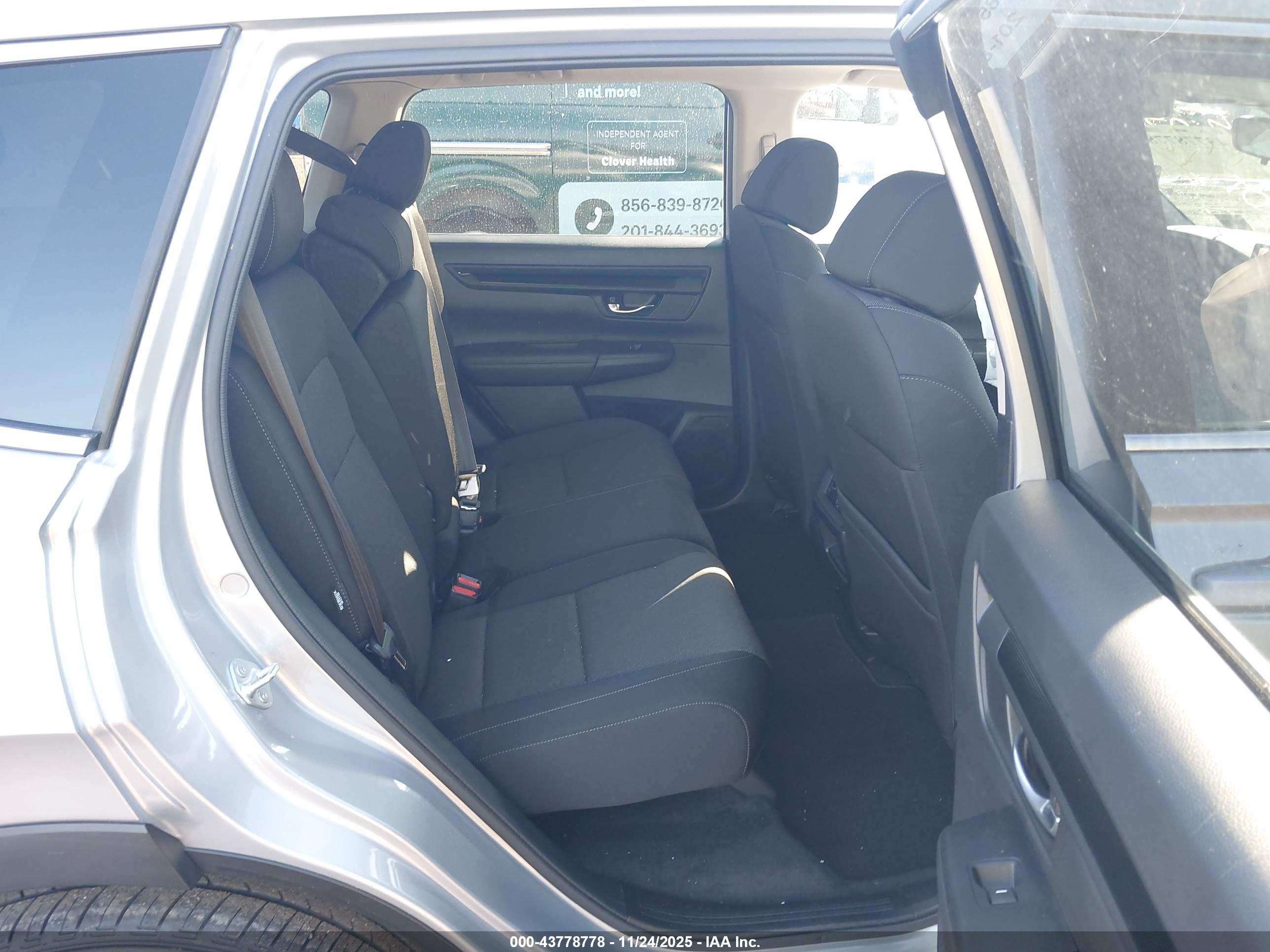 HONDA CR-V image 8