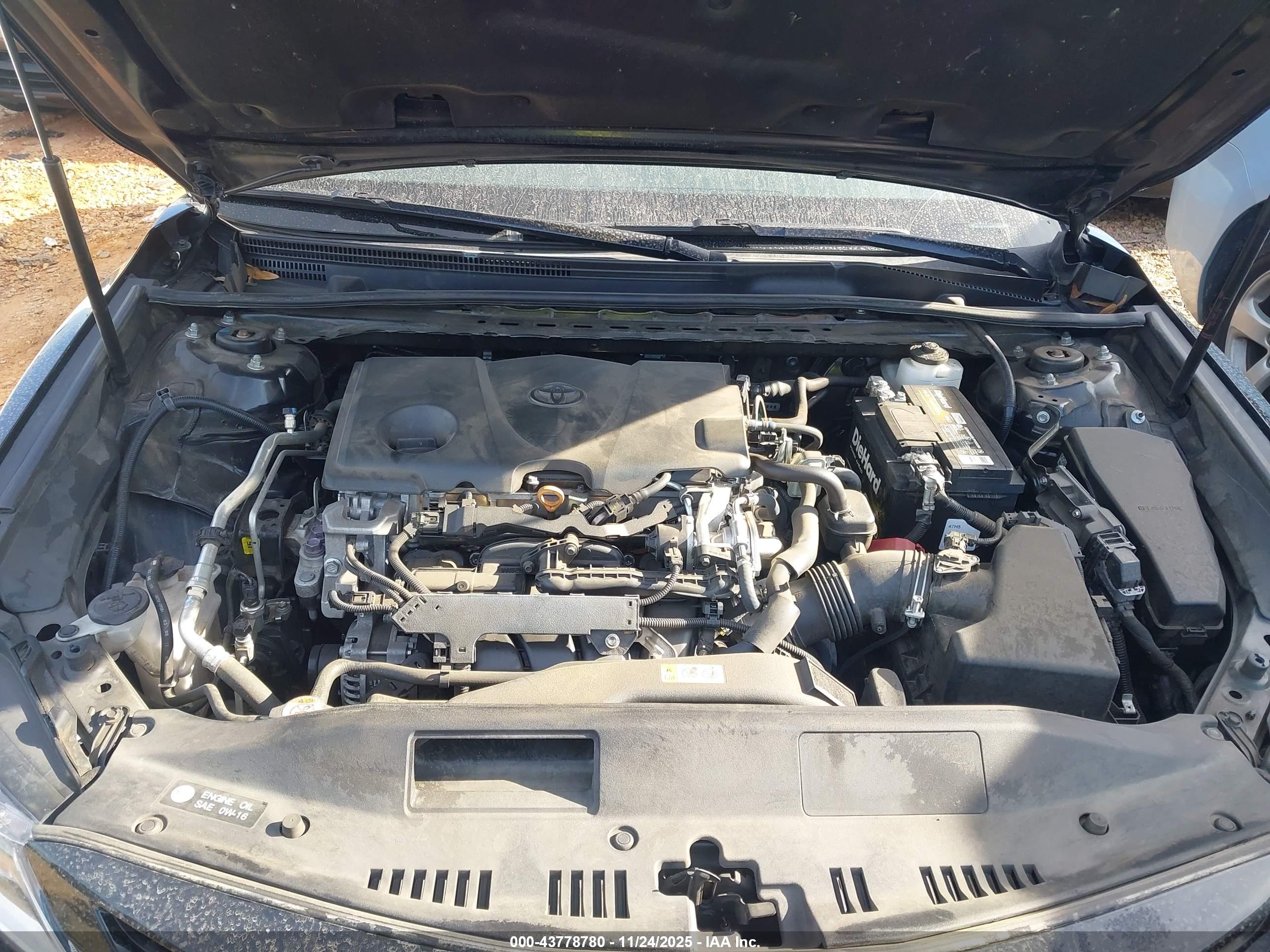 TOYOTA CAMRY image 10