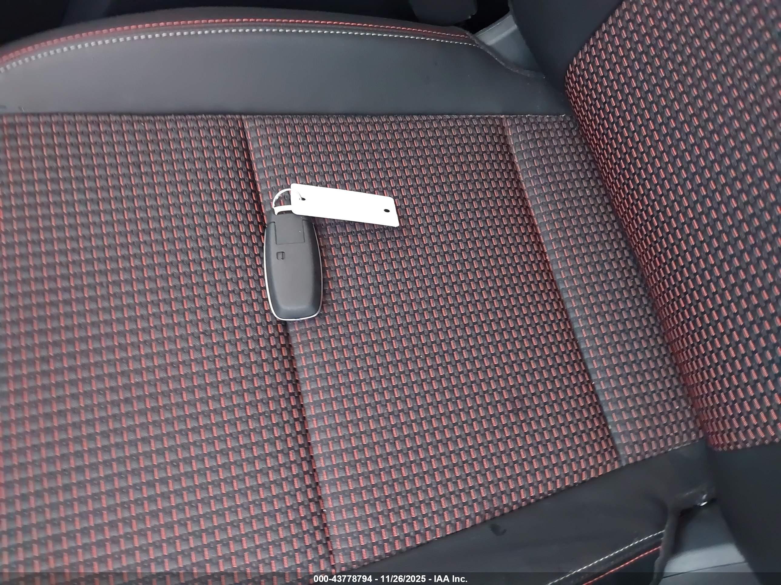 NISSAN KICKS image 11