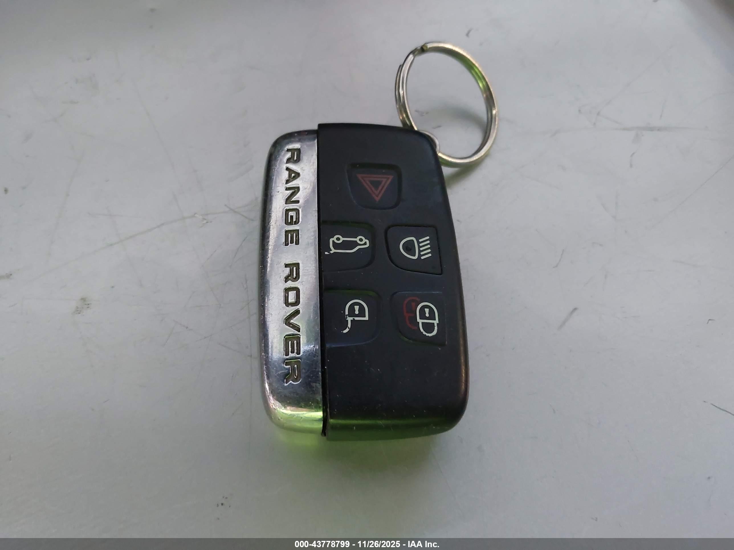 LAND ROVER image 11