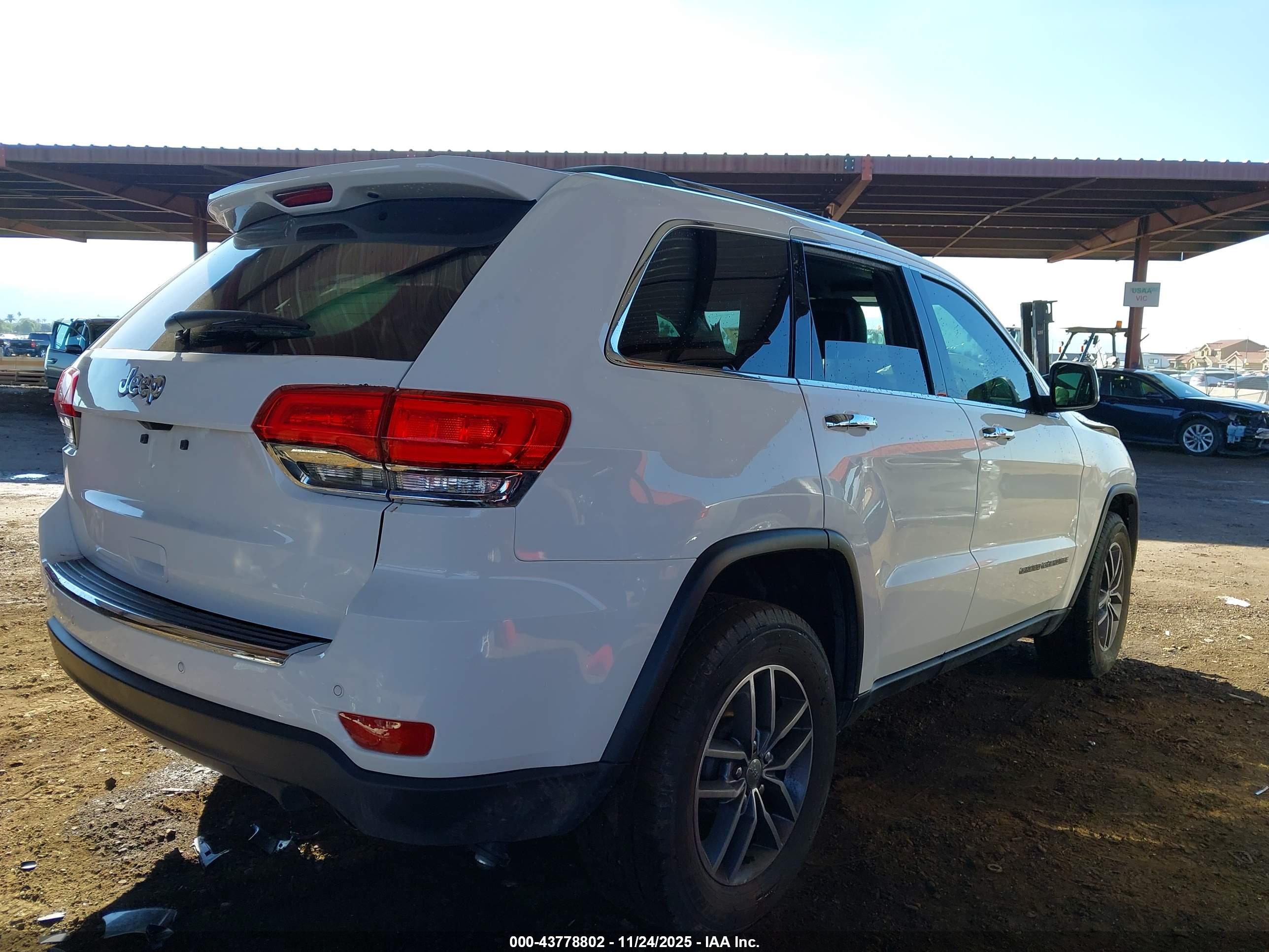JEEP GRAND image 4