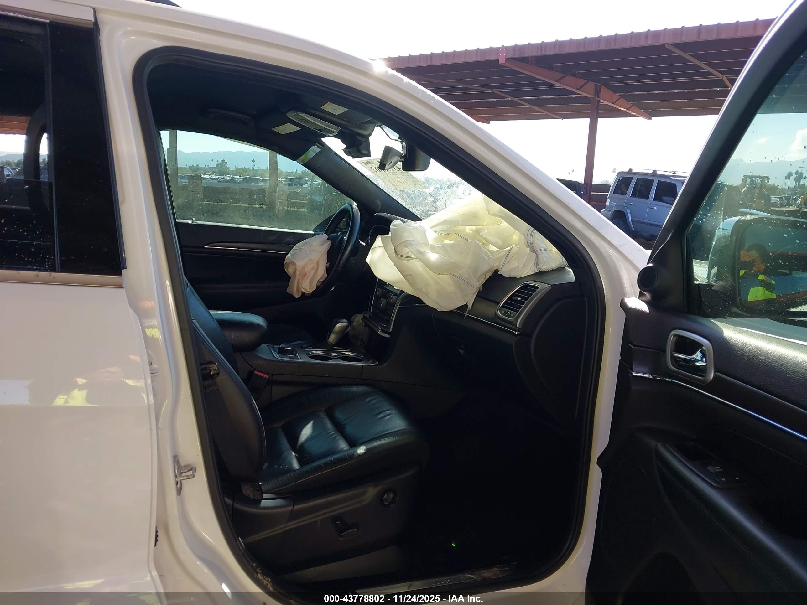 JEEP GRAND image 5