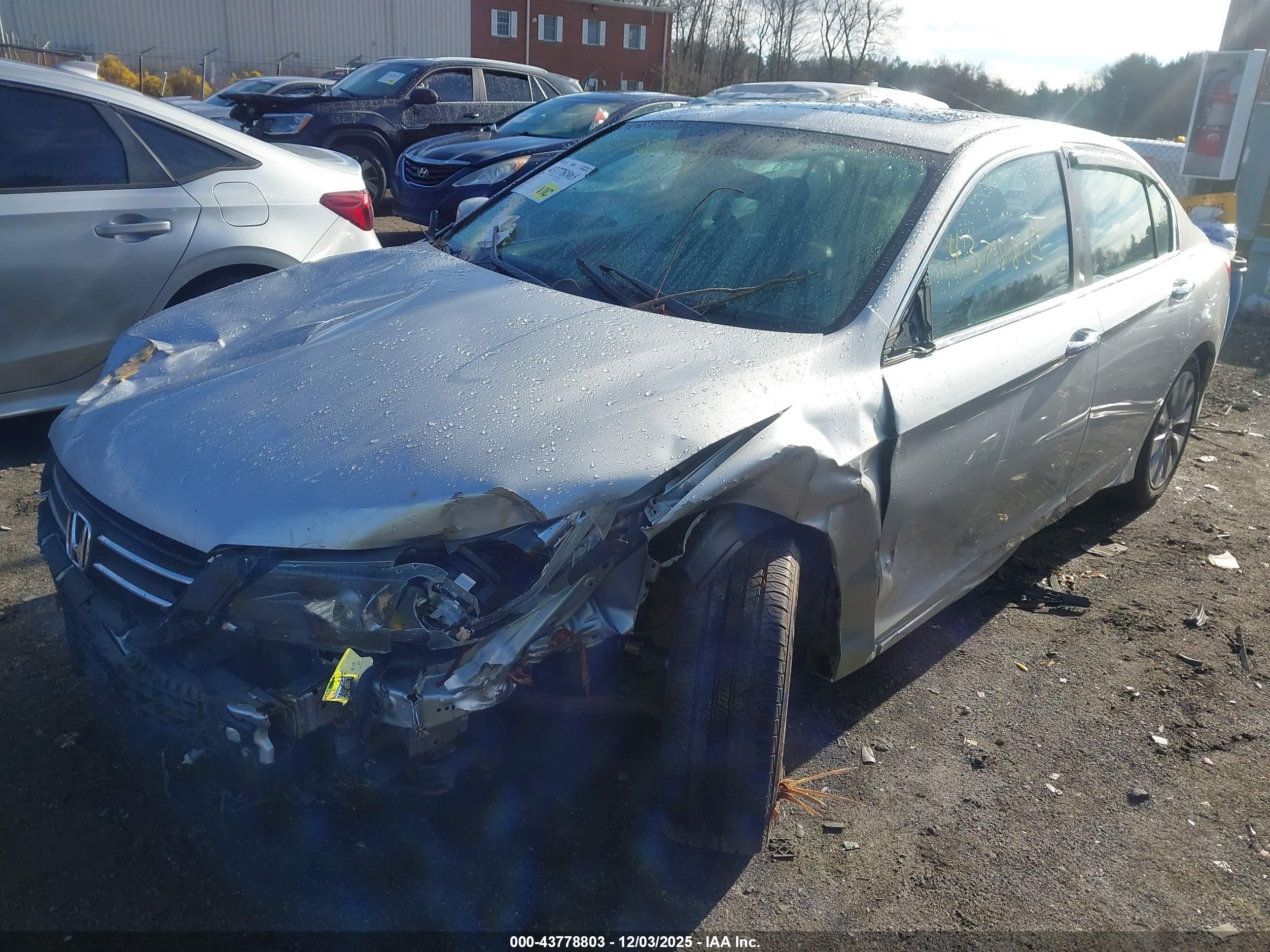 HONDA ACCORD image 2