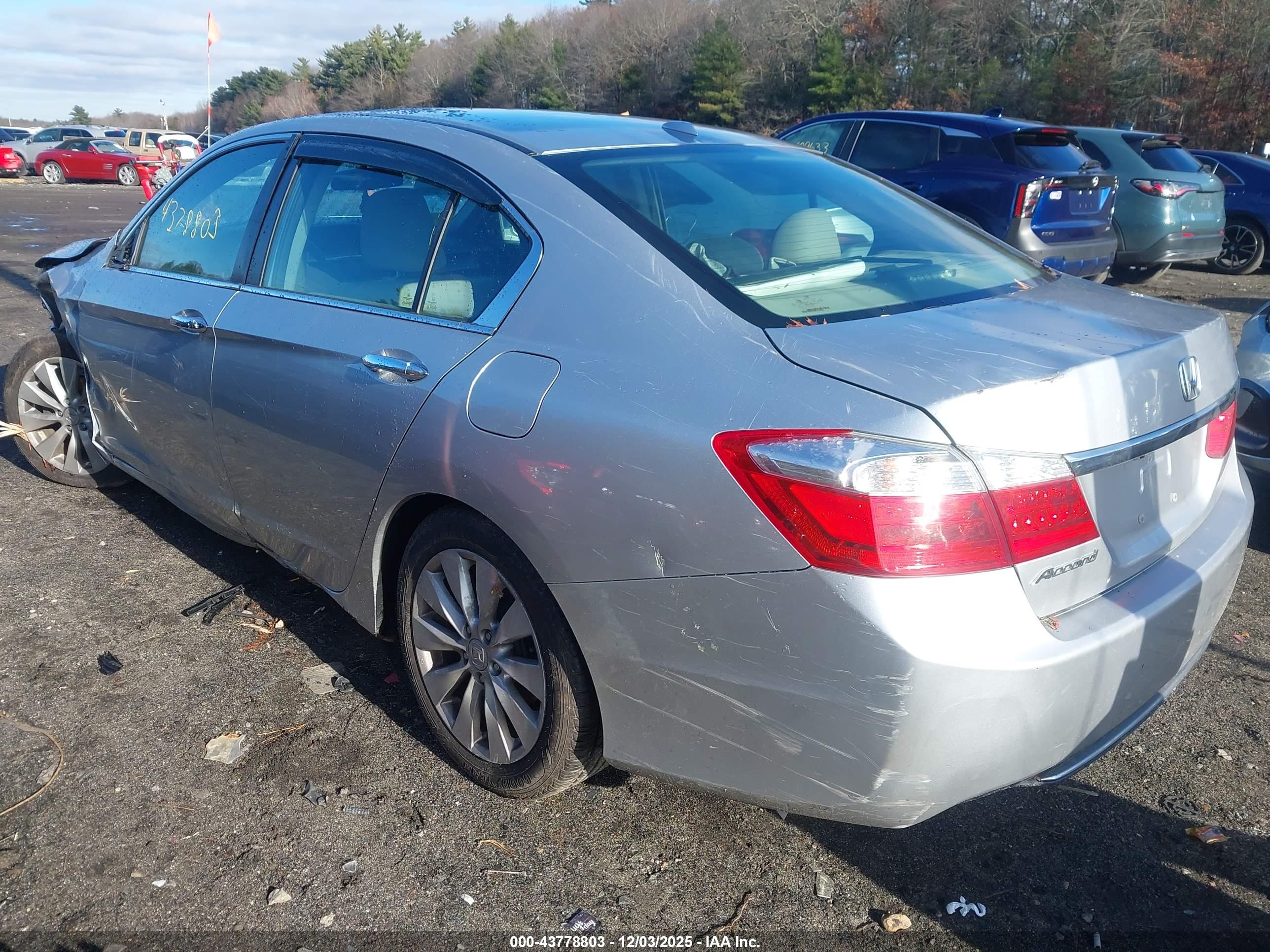 HONDA ACCORD image 3