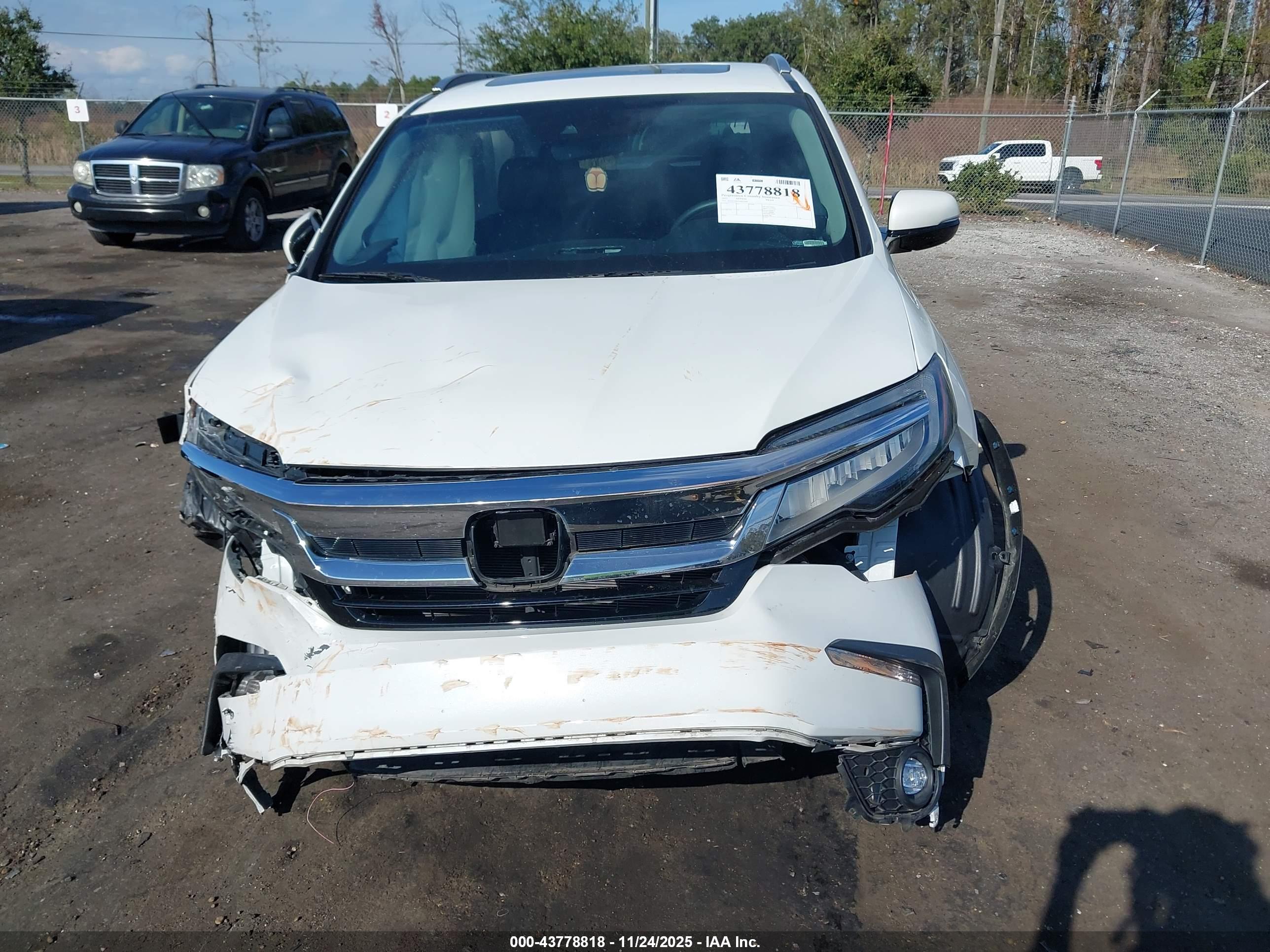HONDA PILOT image 6