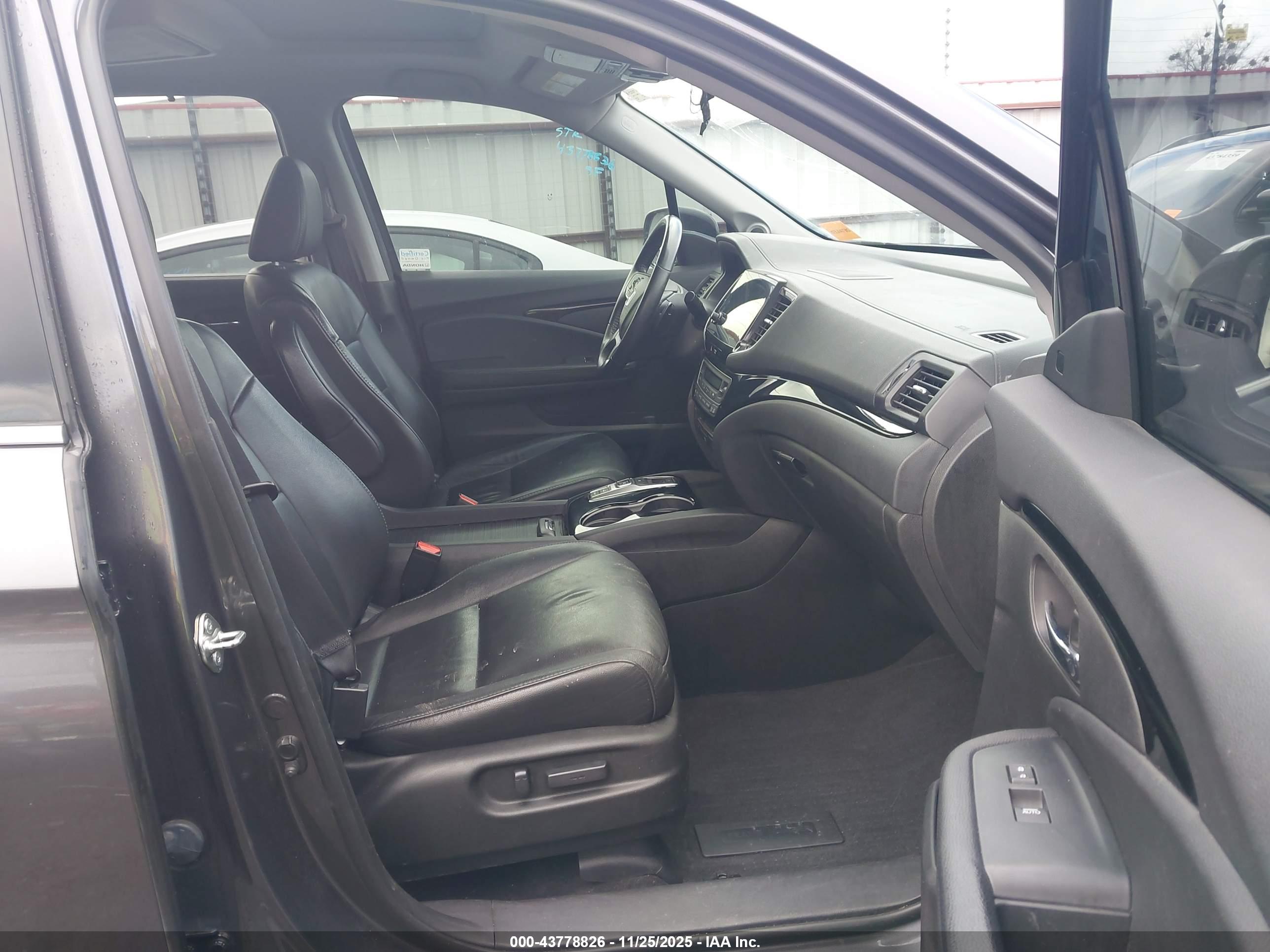 HONDA PILOT image 5