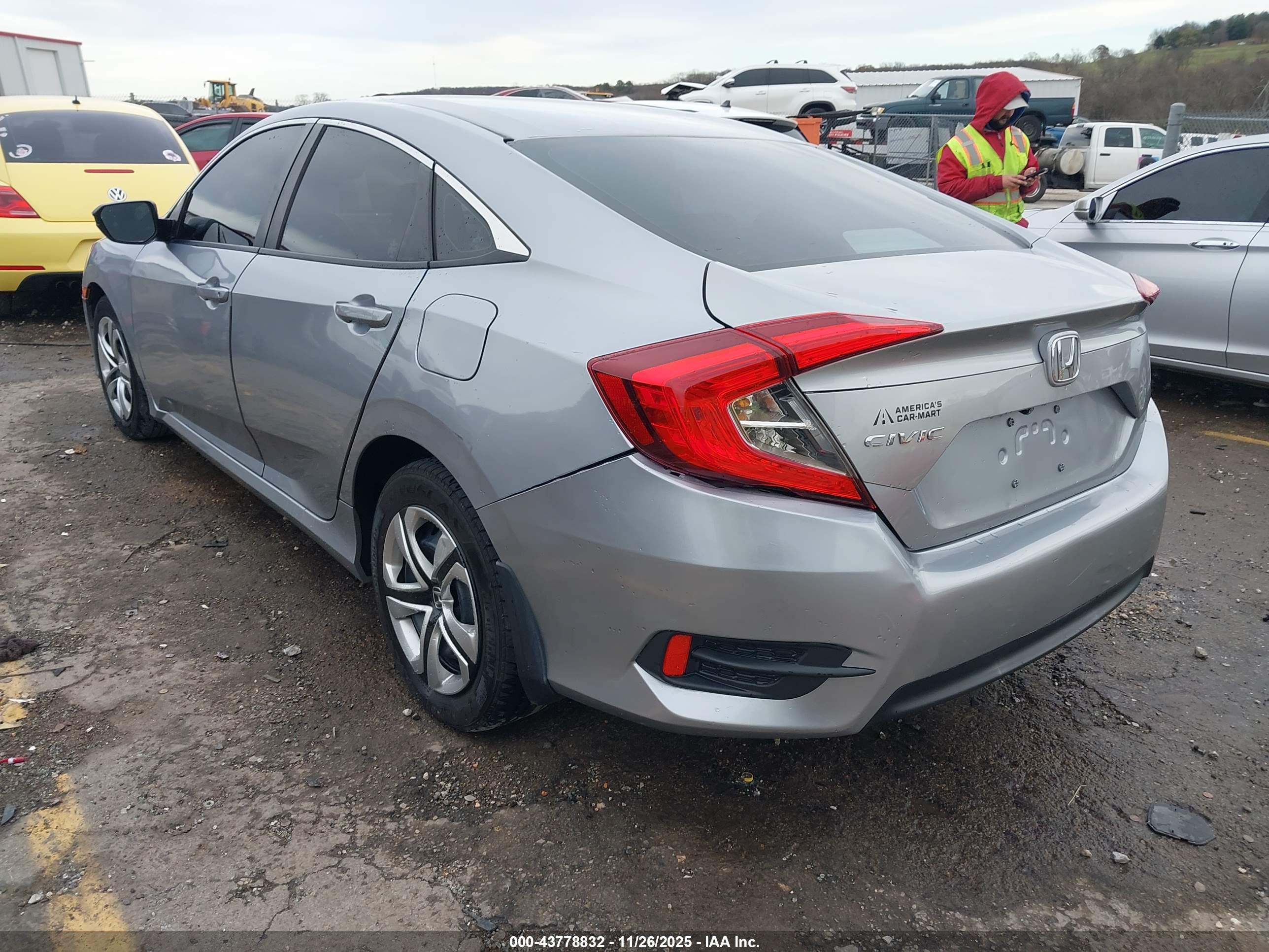 HONDA CIVIC image 3