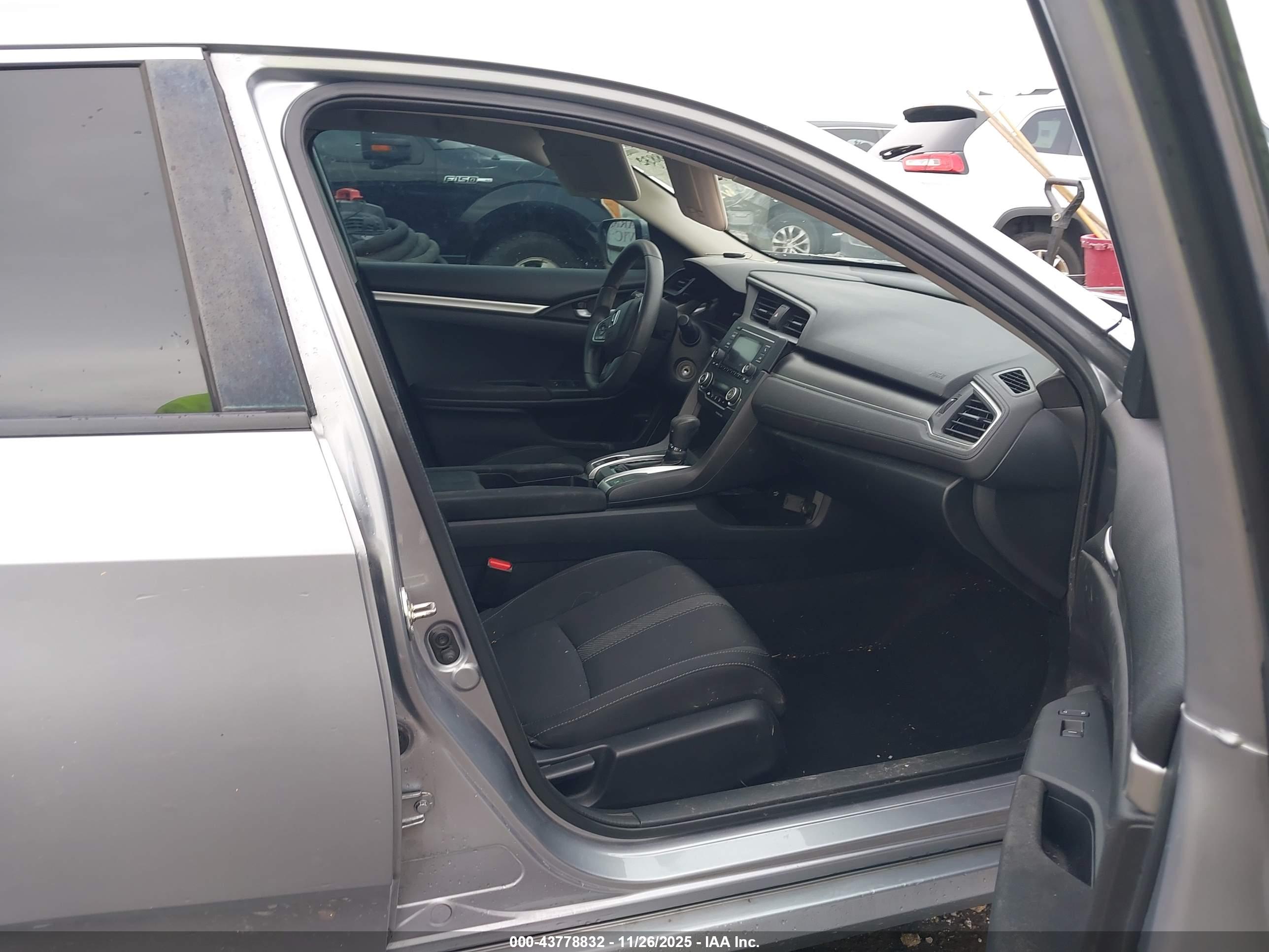 HONDA CIVIC image 5