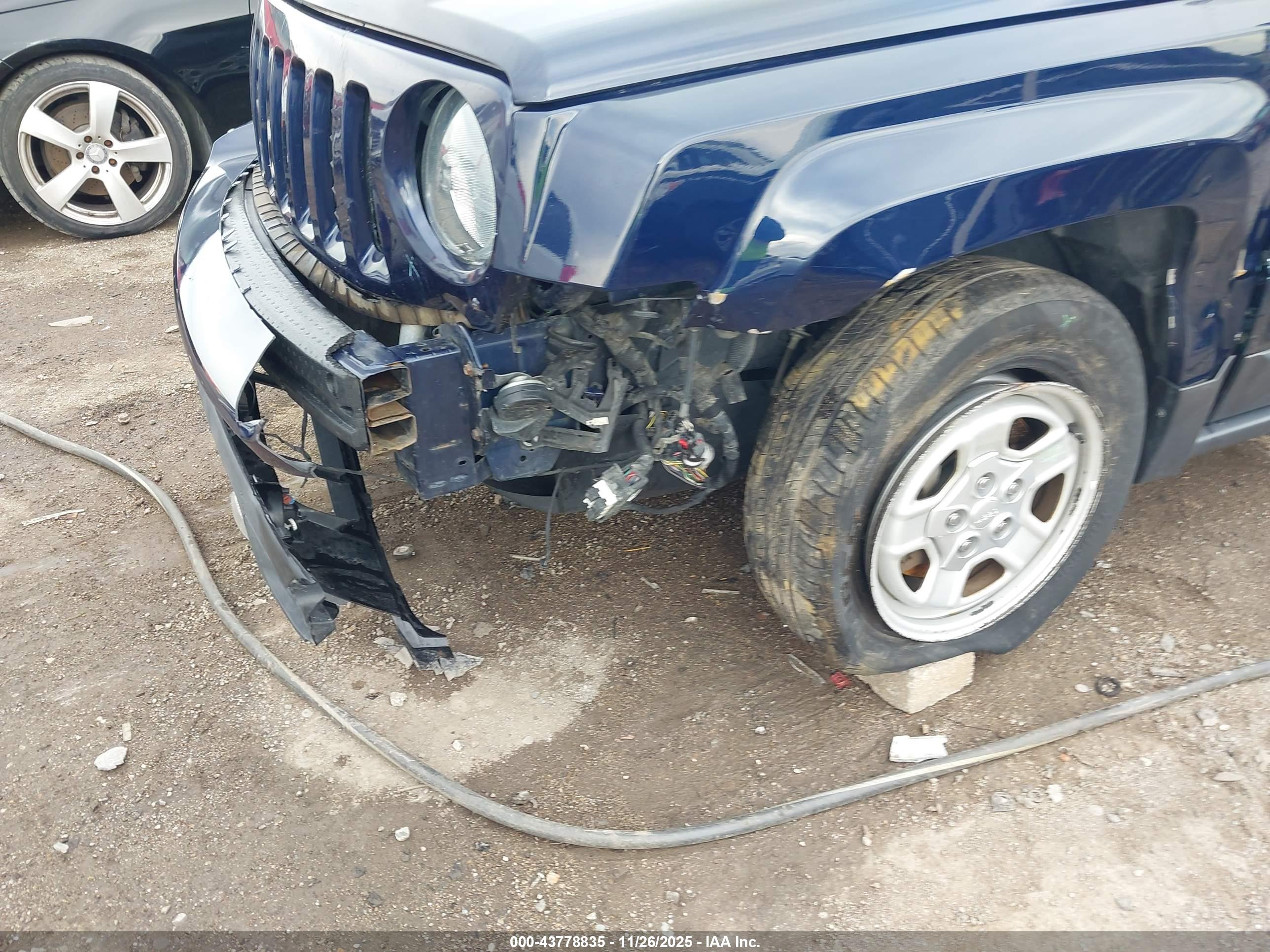 JEEP PATRIOT image 6