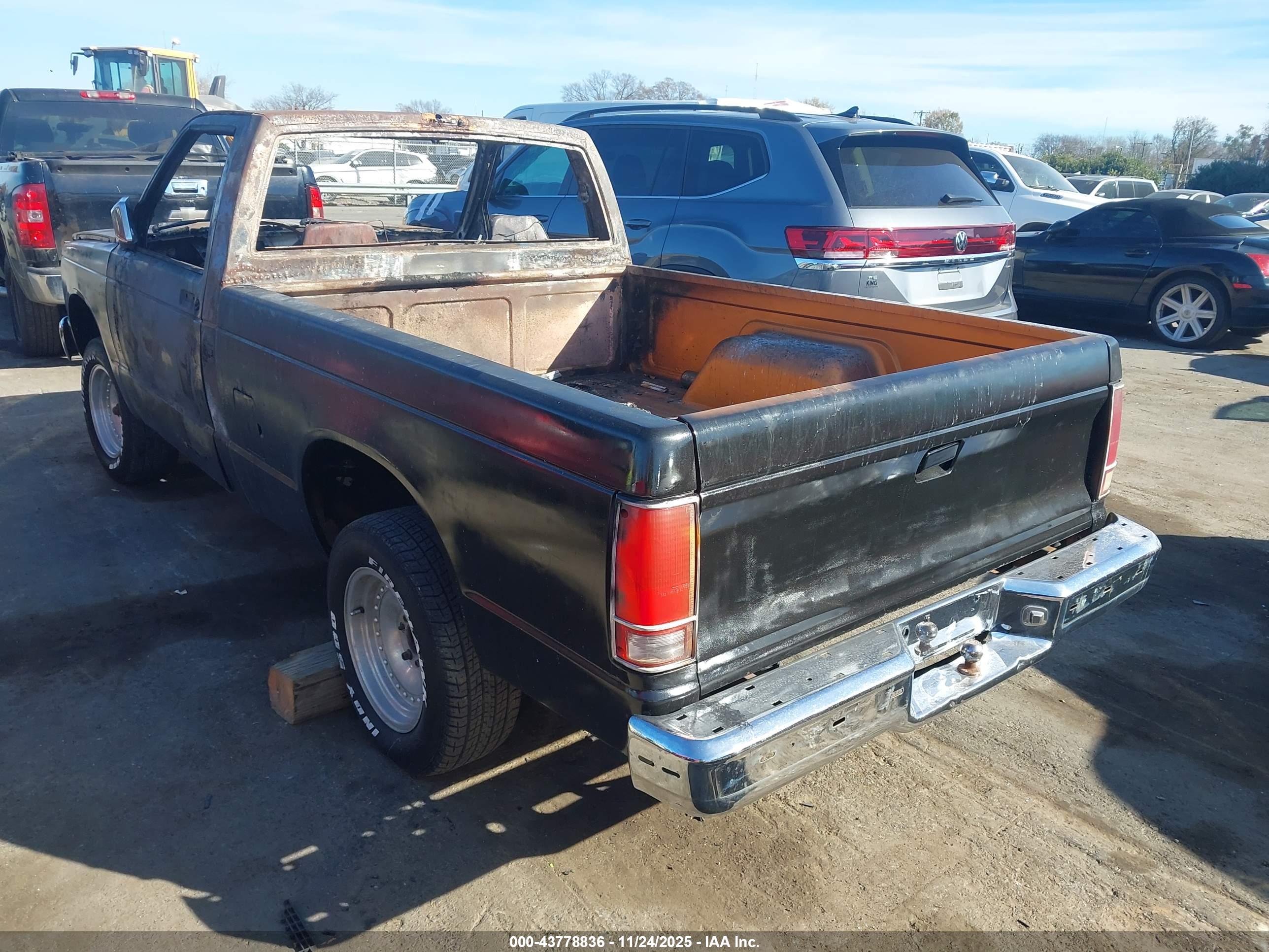 CHEVROLET S image 3