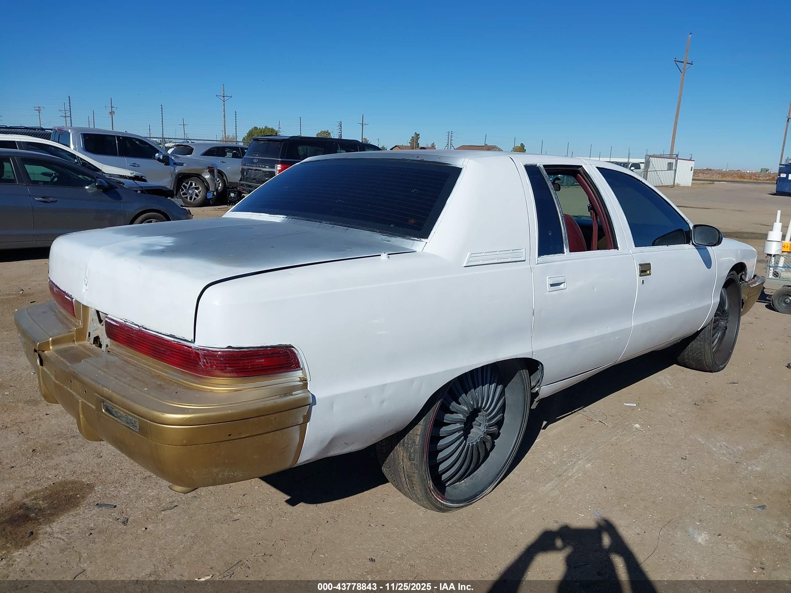 BUICK ROADMASTER image 4