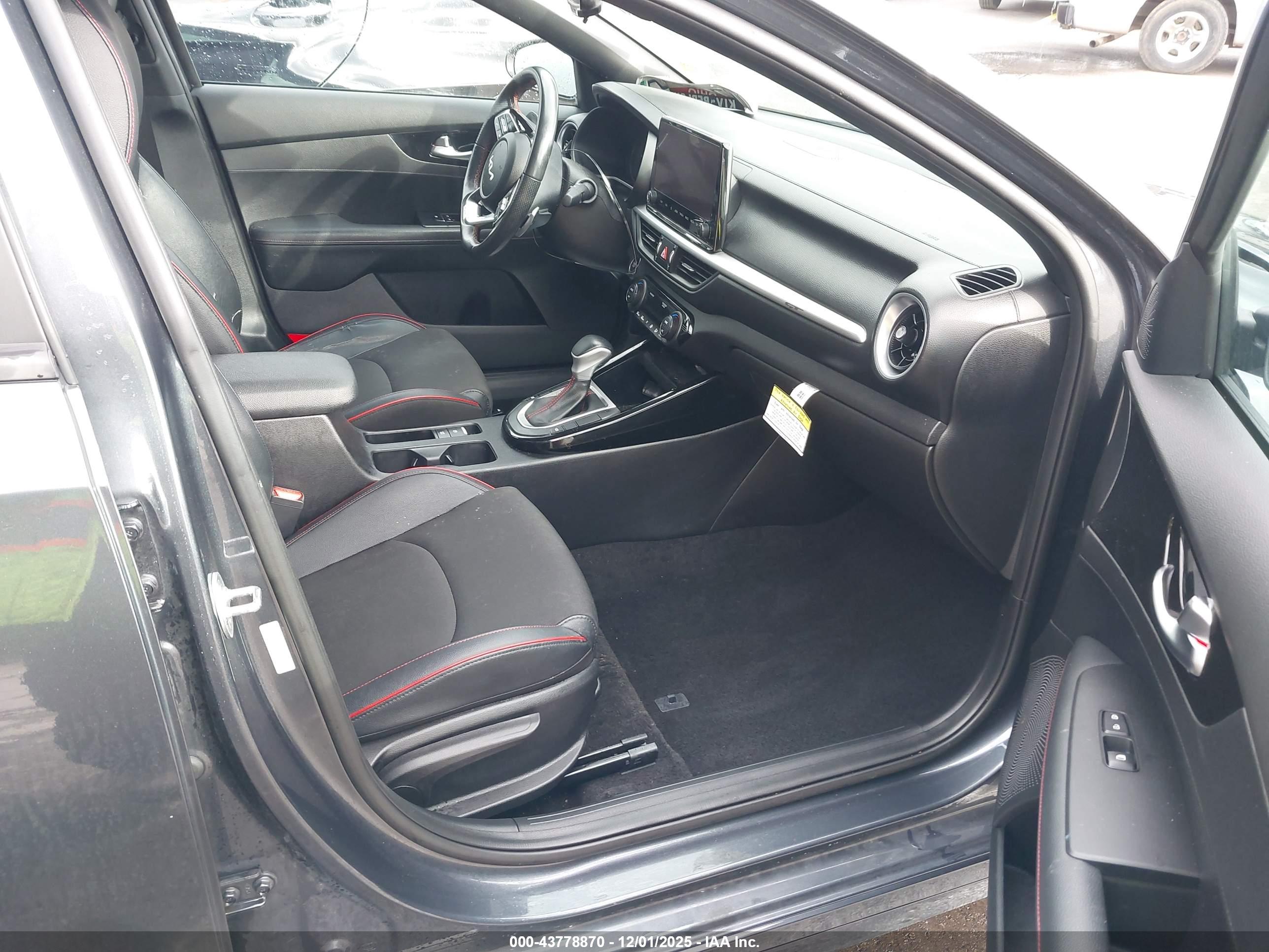 KIA FORTE image 5