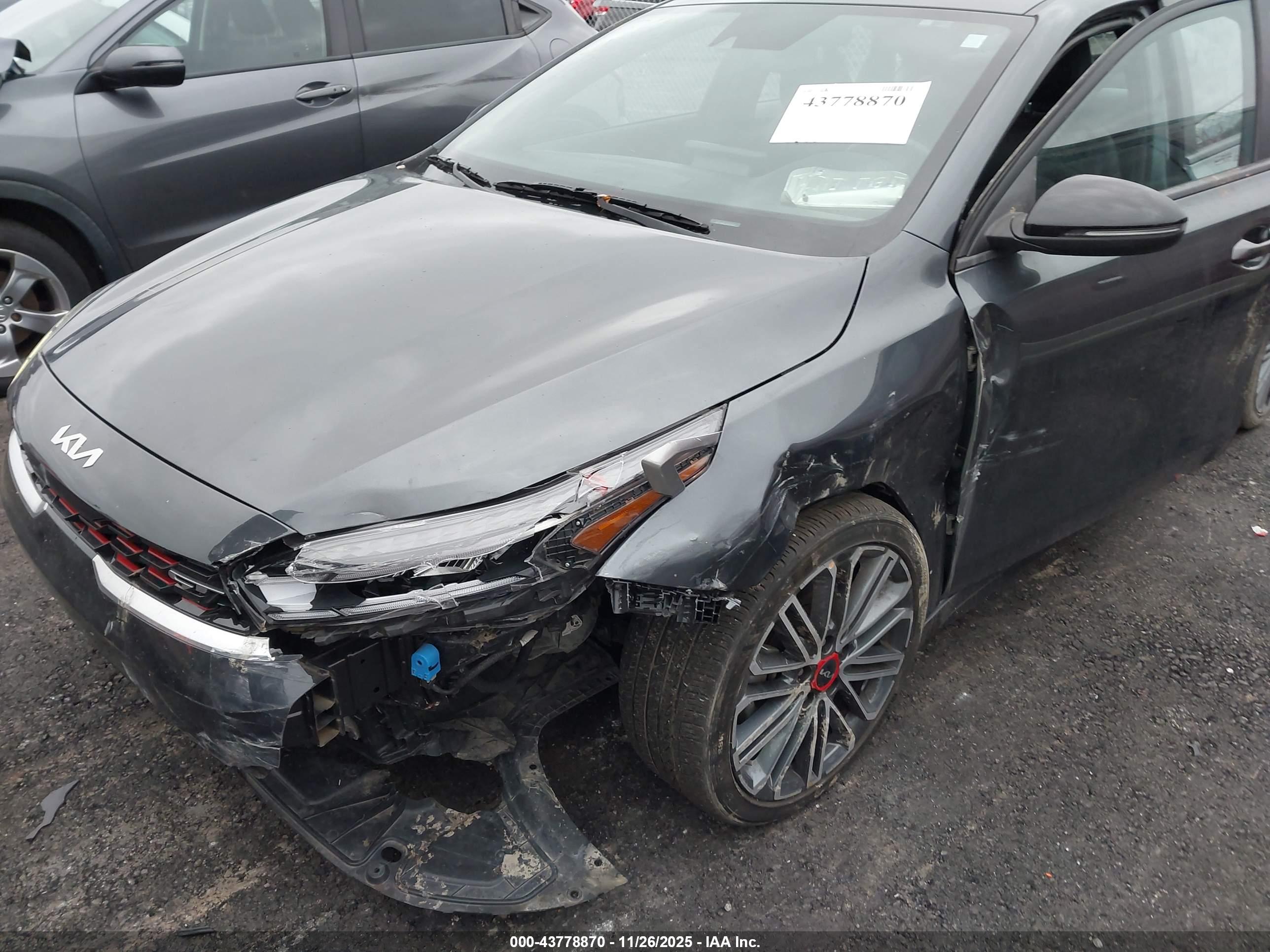 KIA FORTE image 6