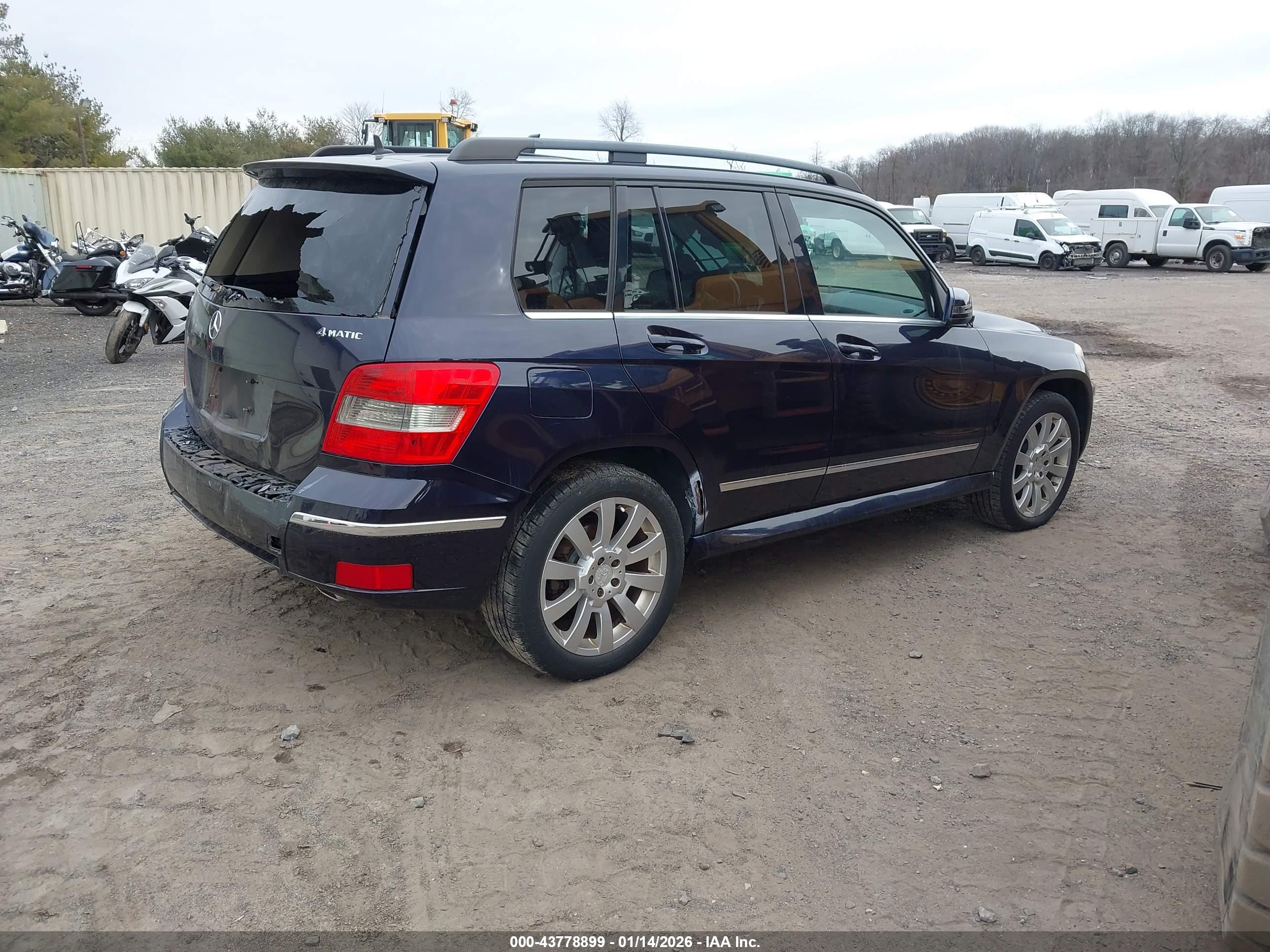 MERCEDES-BENZ GLK image 4