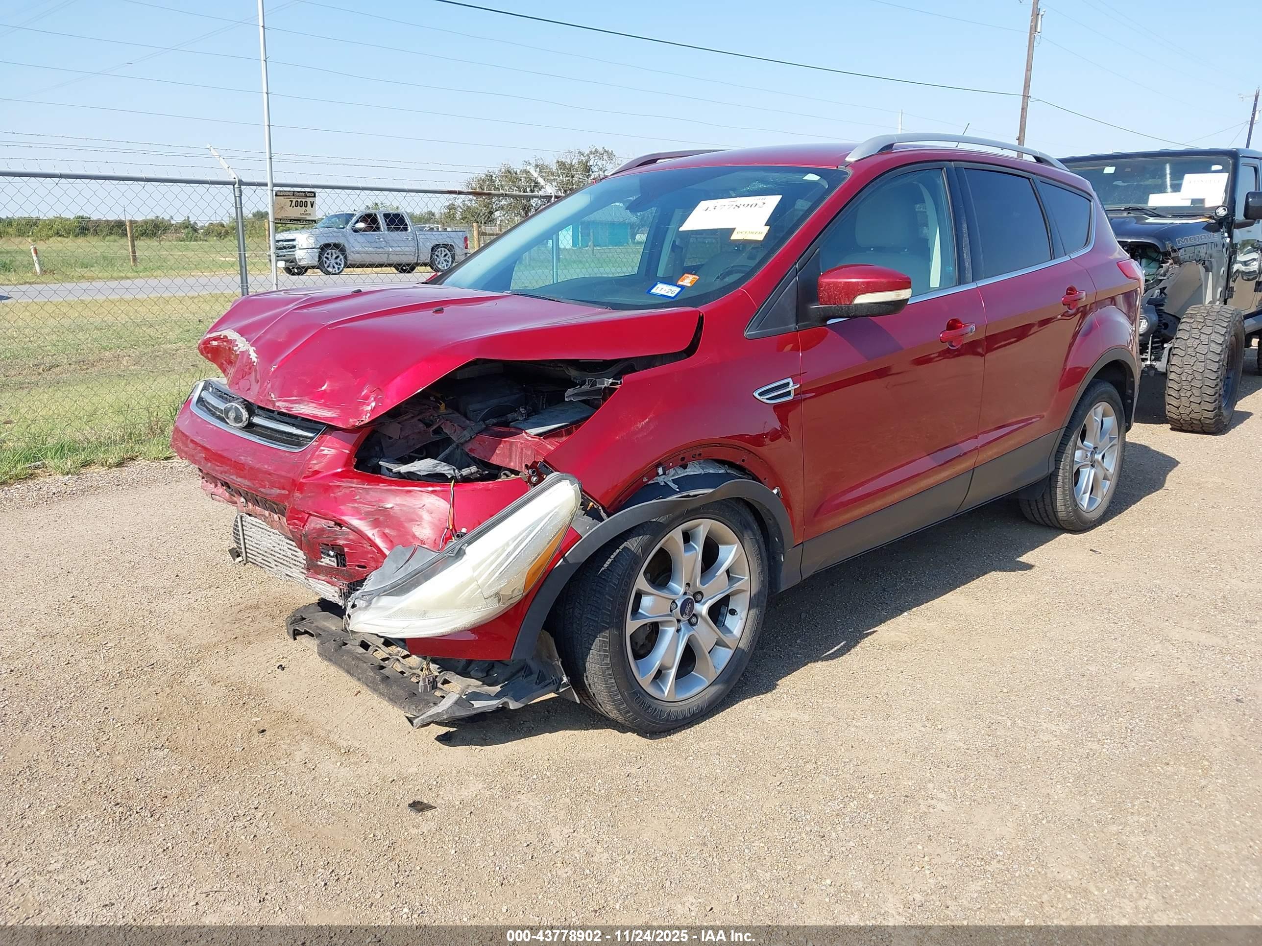FORD ESCAPE image 2
