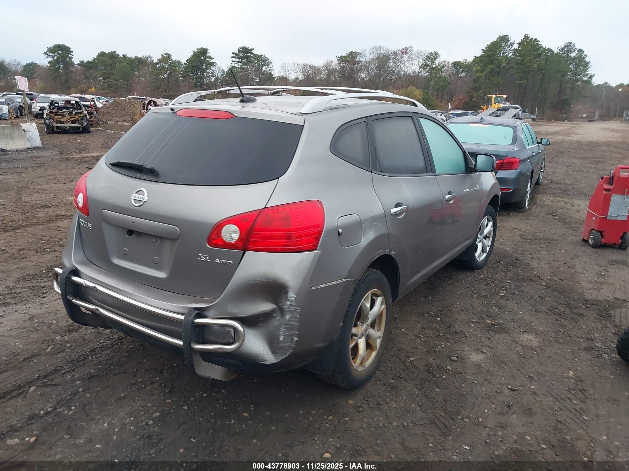 NISSAN ROGUE image 6