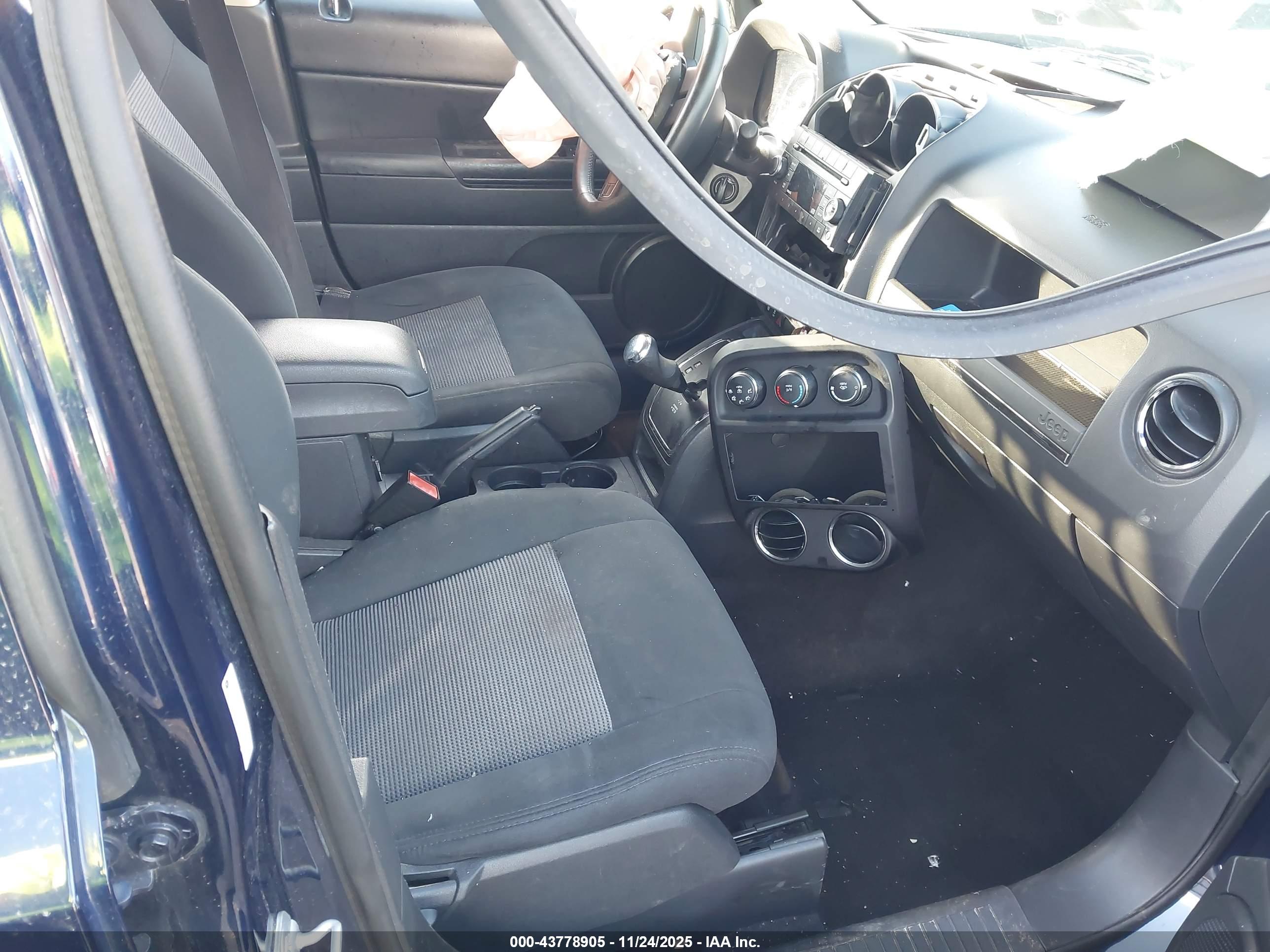 JEEP PATRIOT image 5