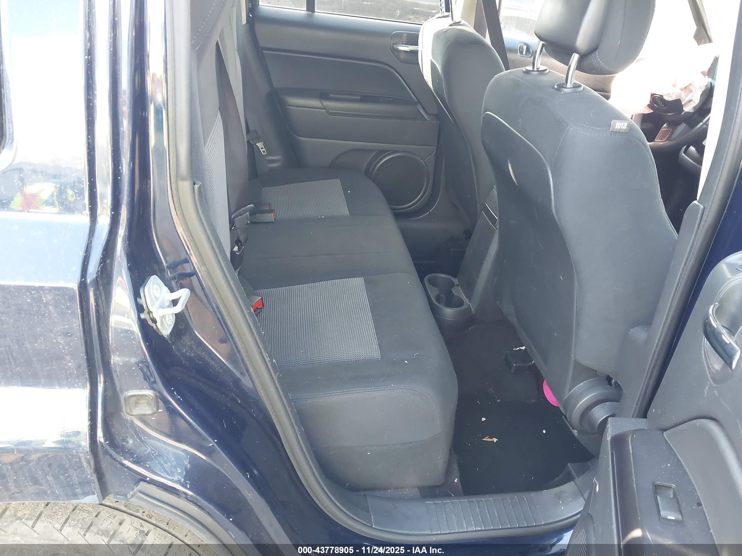 JEEP PATRIOT image 8