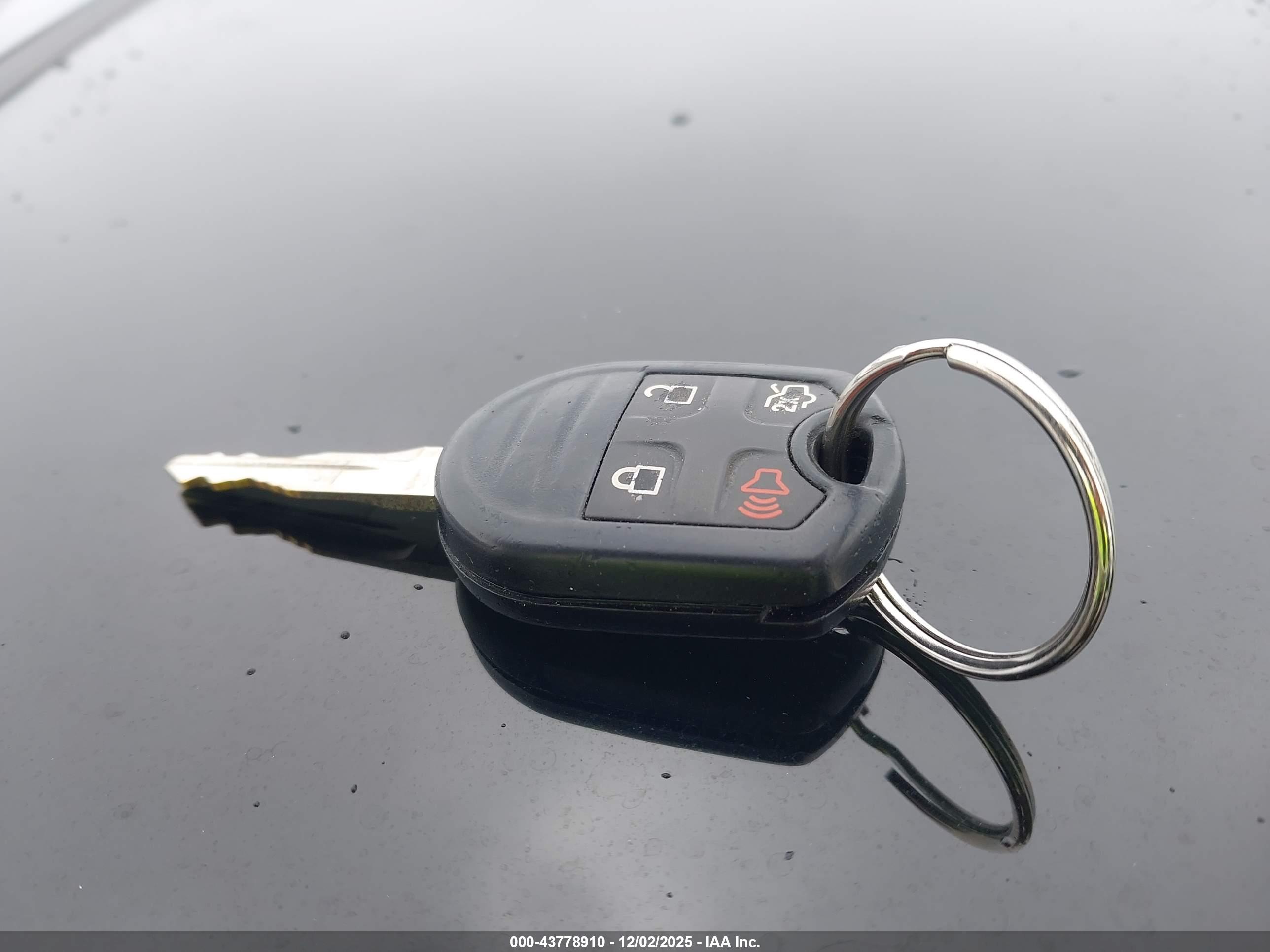 FORD EXPEDITION image 11