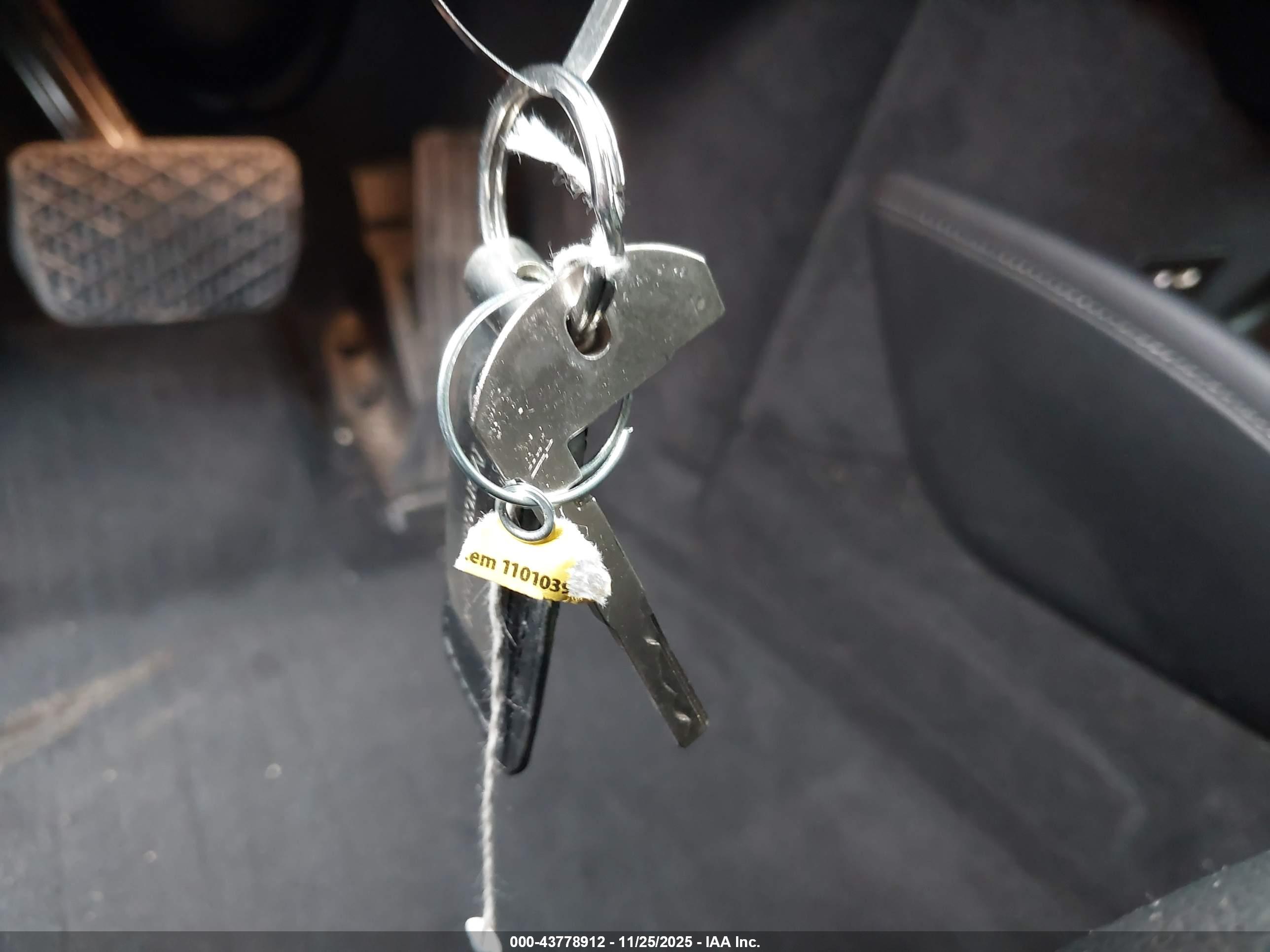 MERCEDES-BENZ EQE image 11