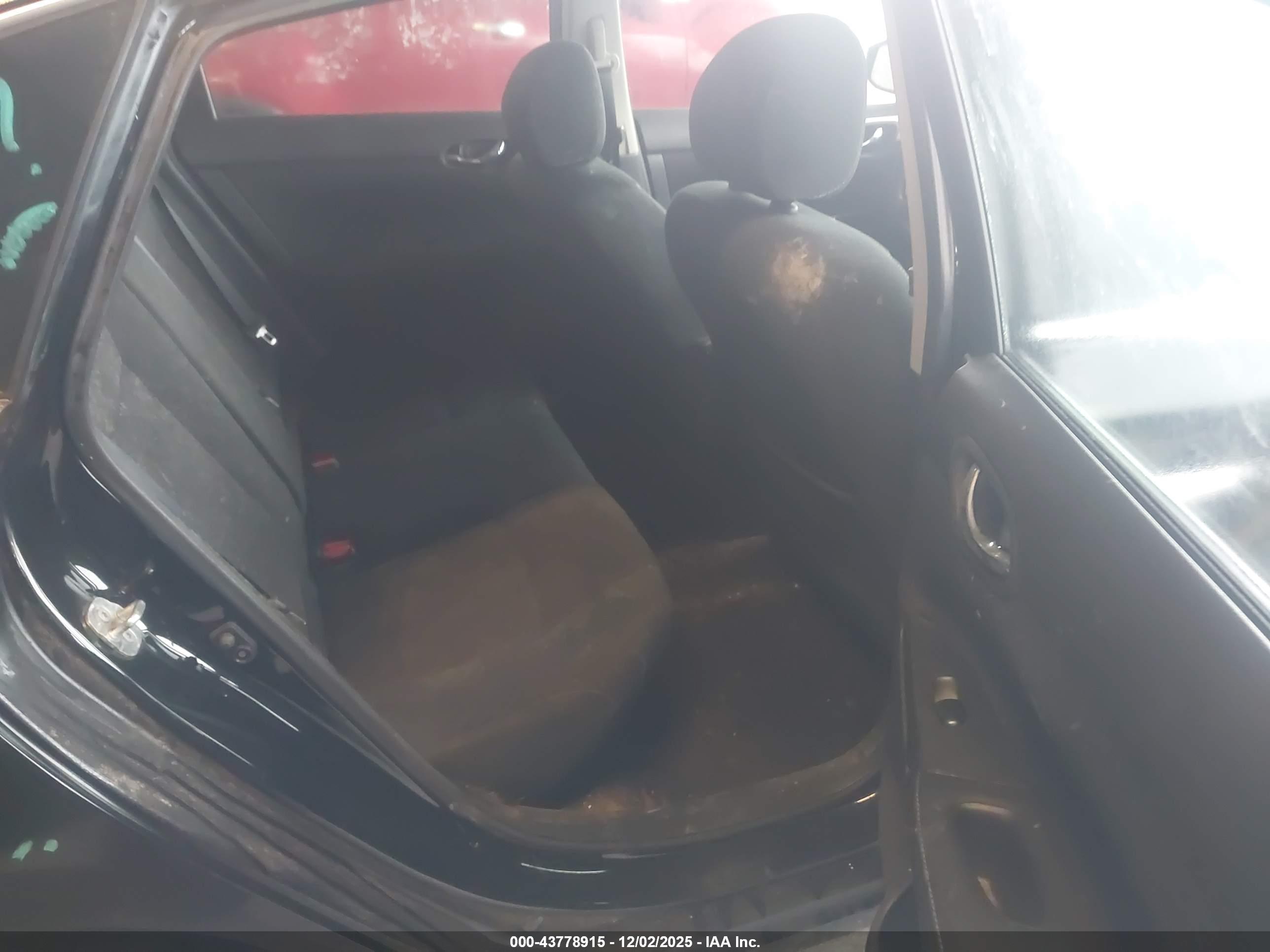 NISSAN SENTRA image 8