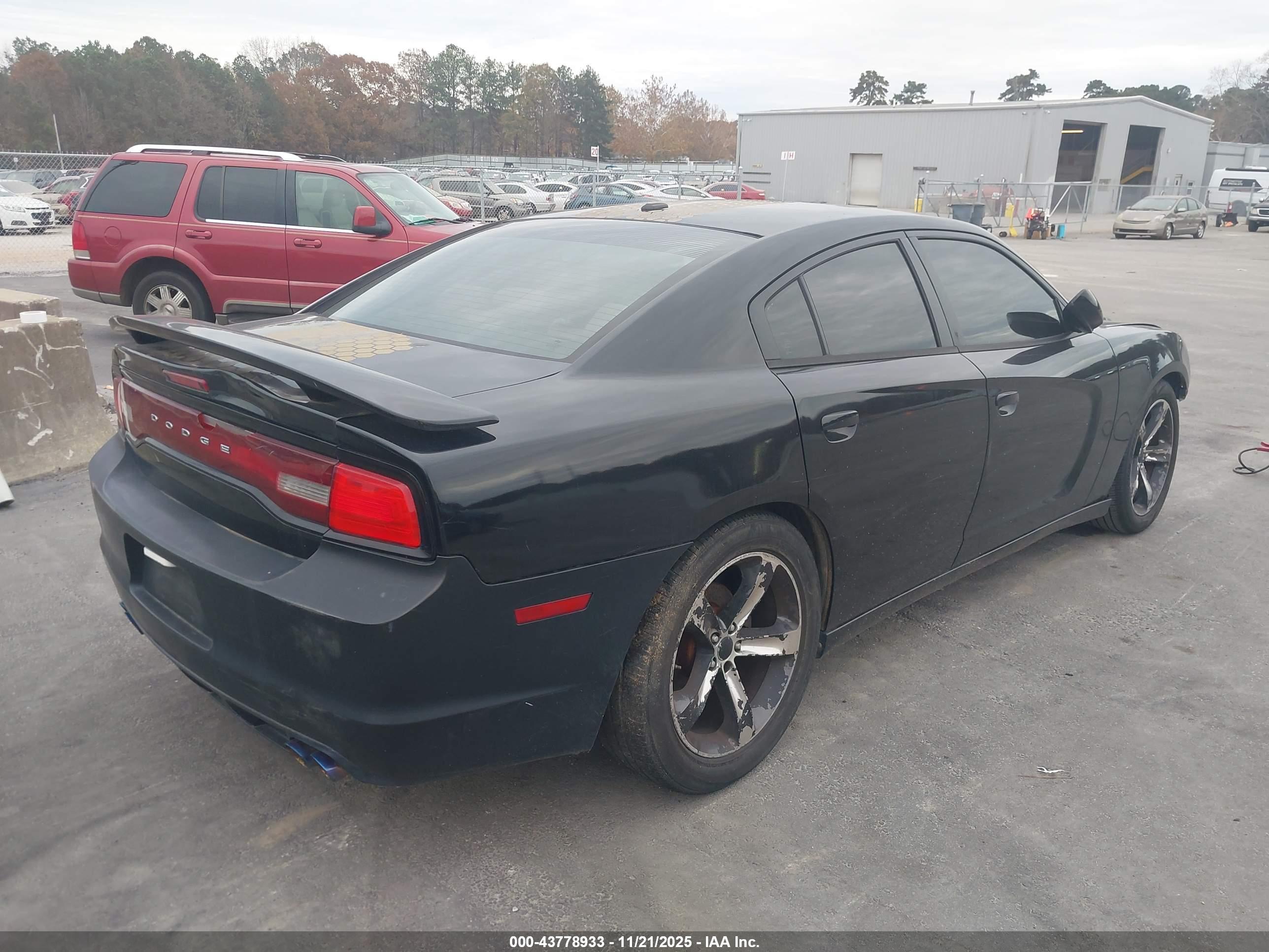 DODGE CHARGER image 4