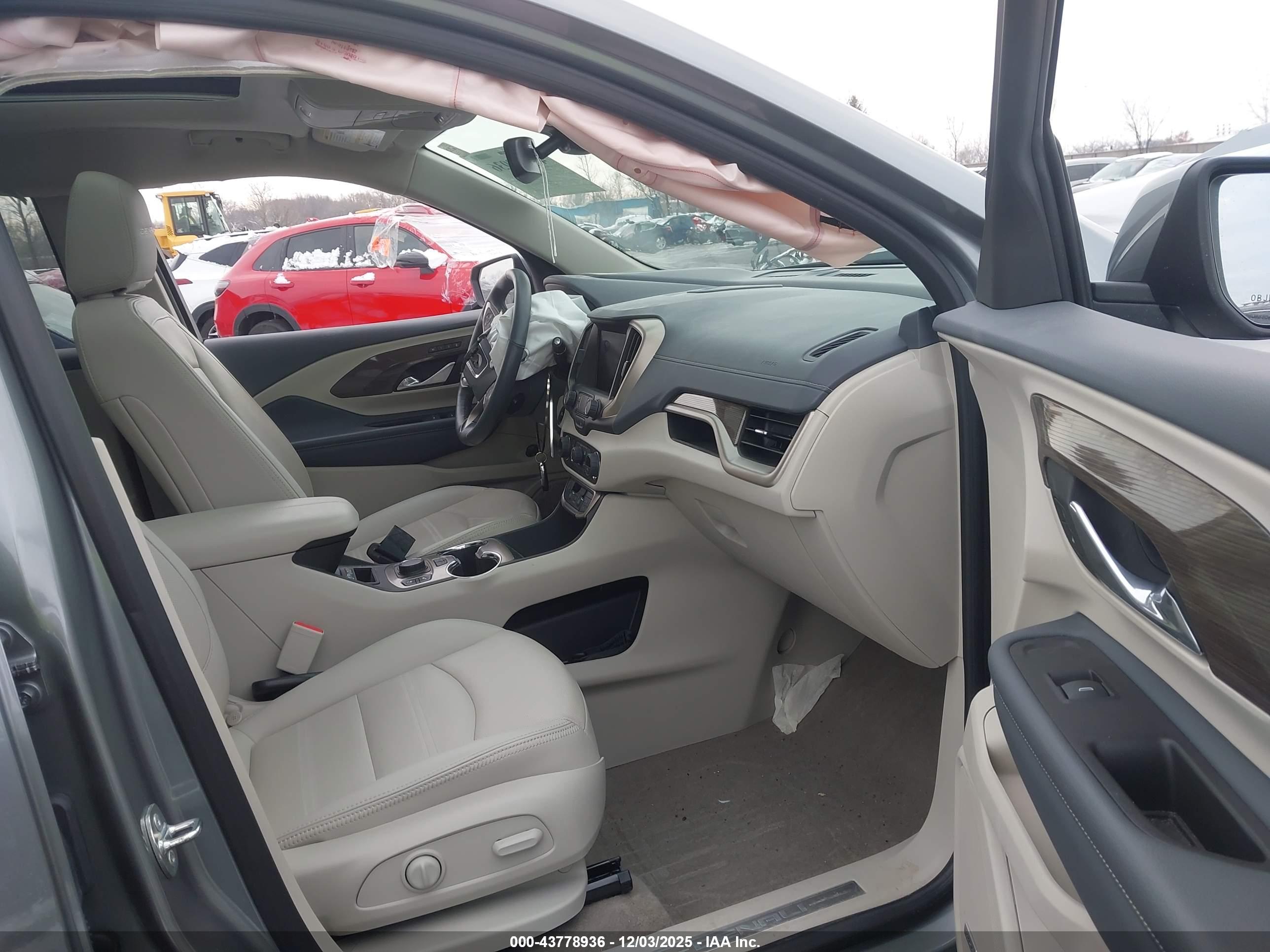 GMC TERRAIN image 5