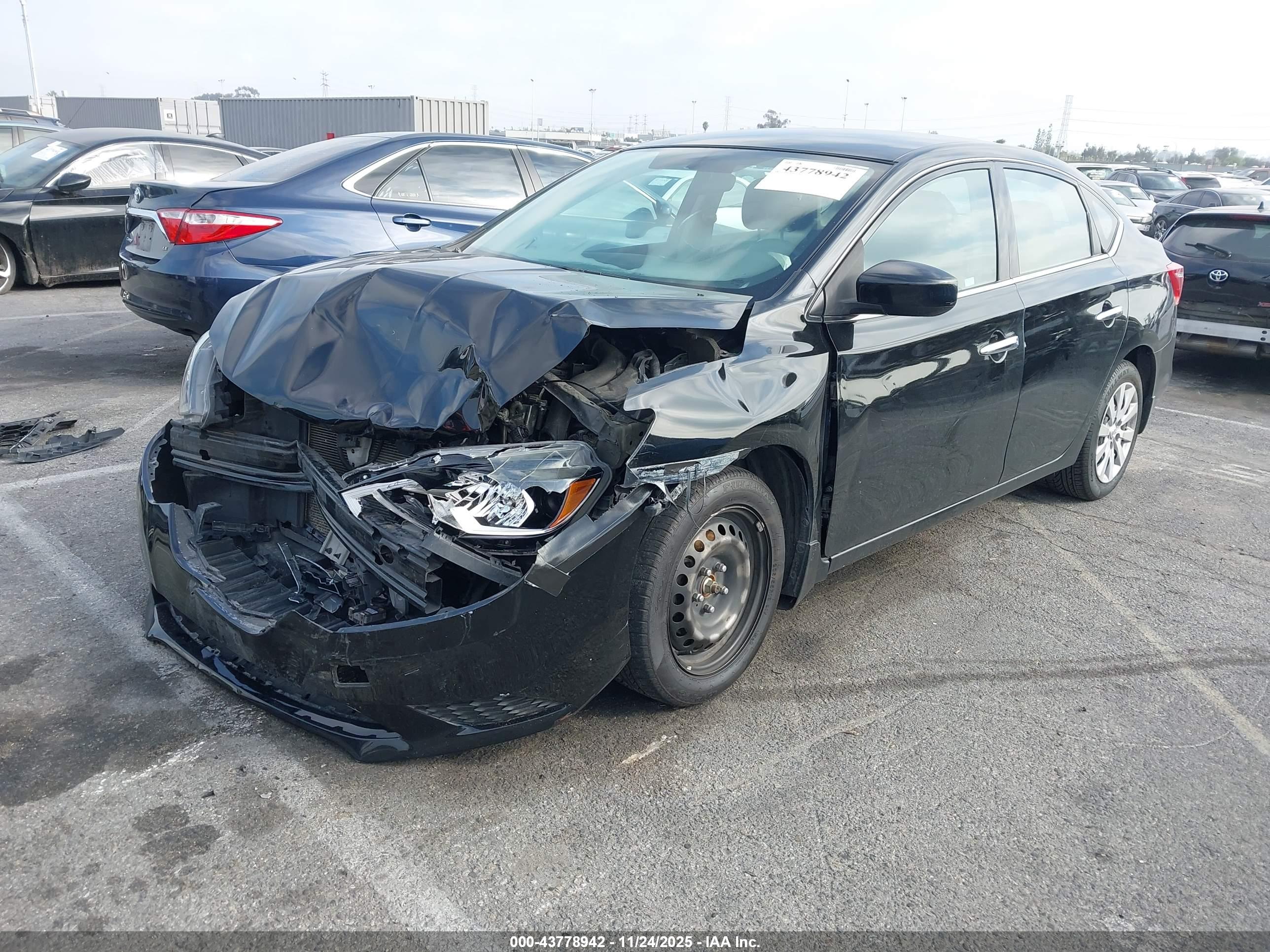 NISSAN SENTRA image 2