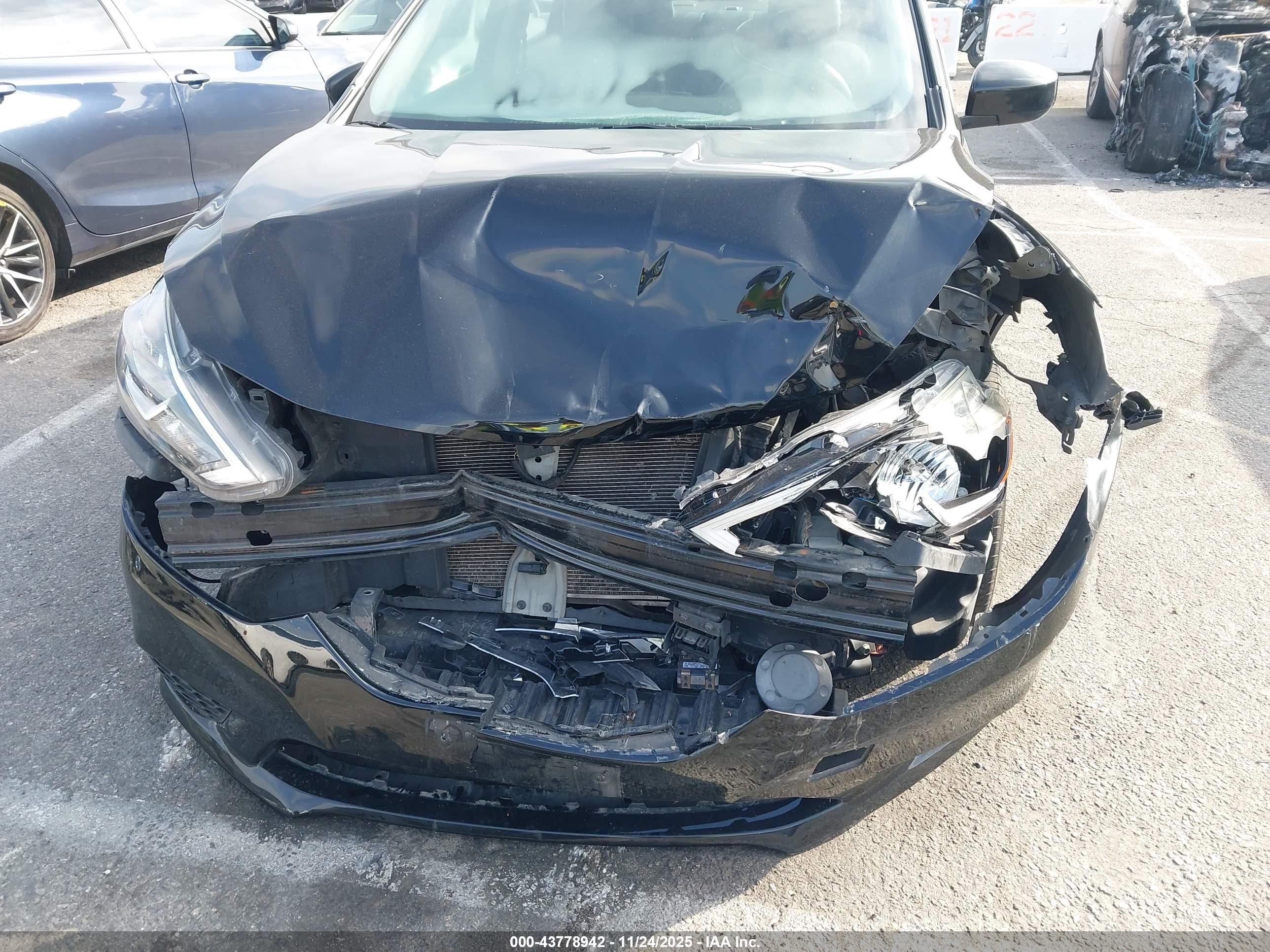 NISSAN SENTRA image 6