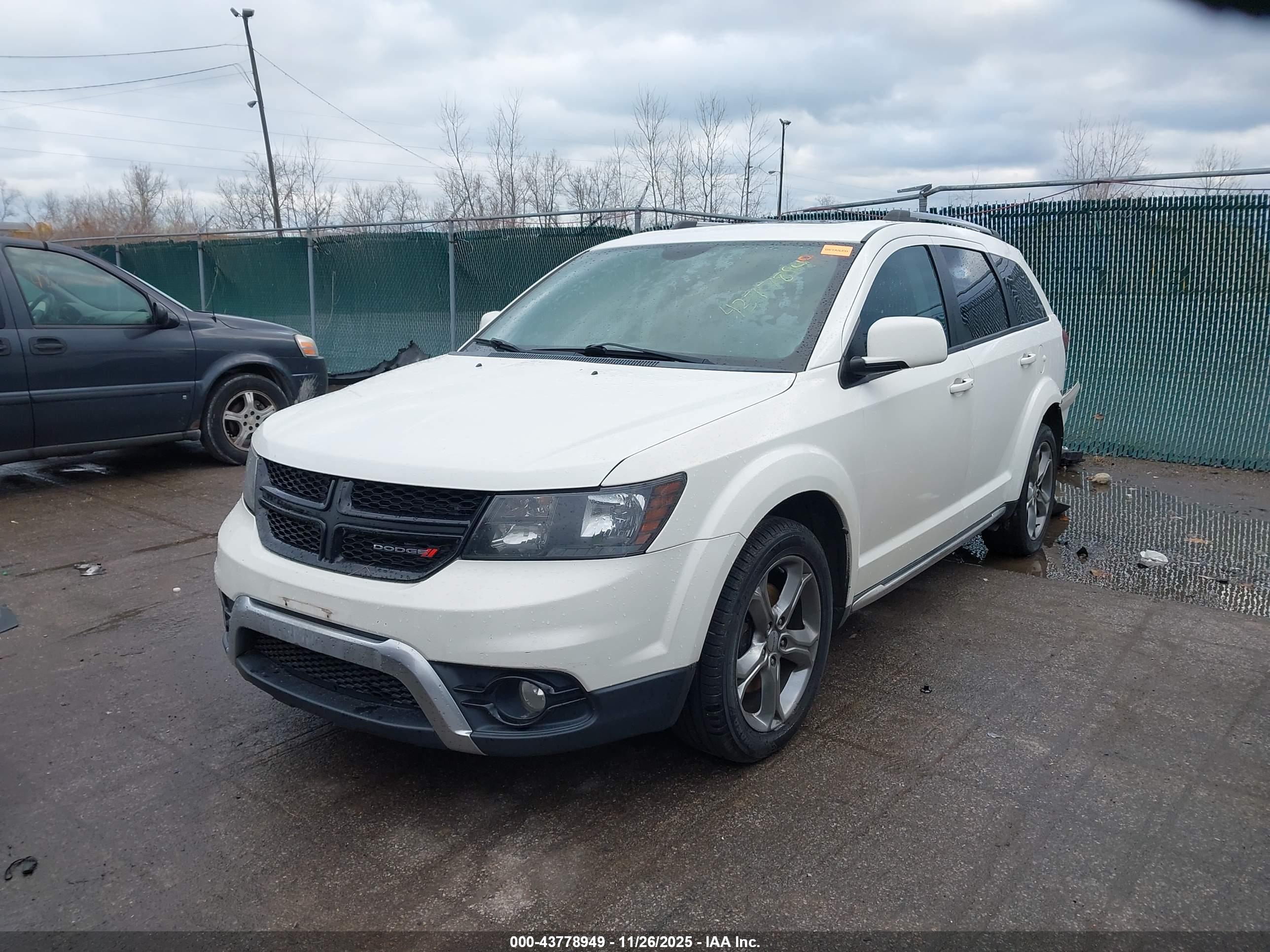 DODGE JOURNEY image 2
