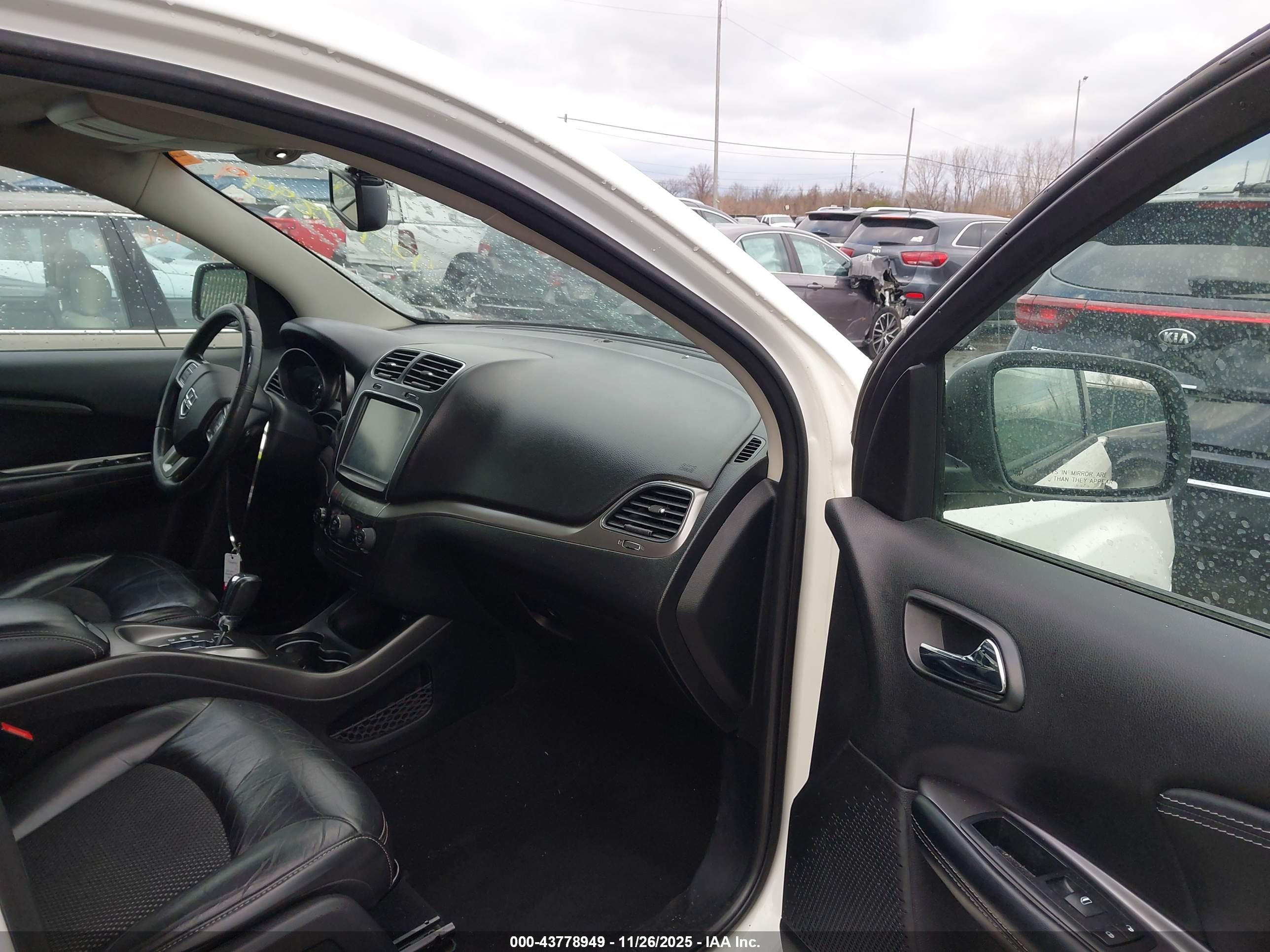 DODGE JOURNEY image 5