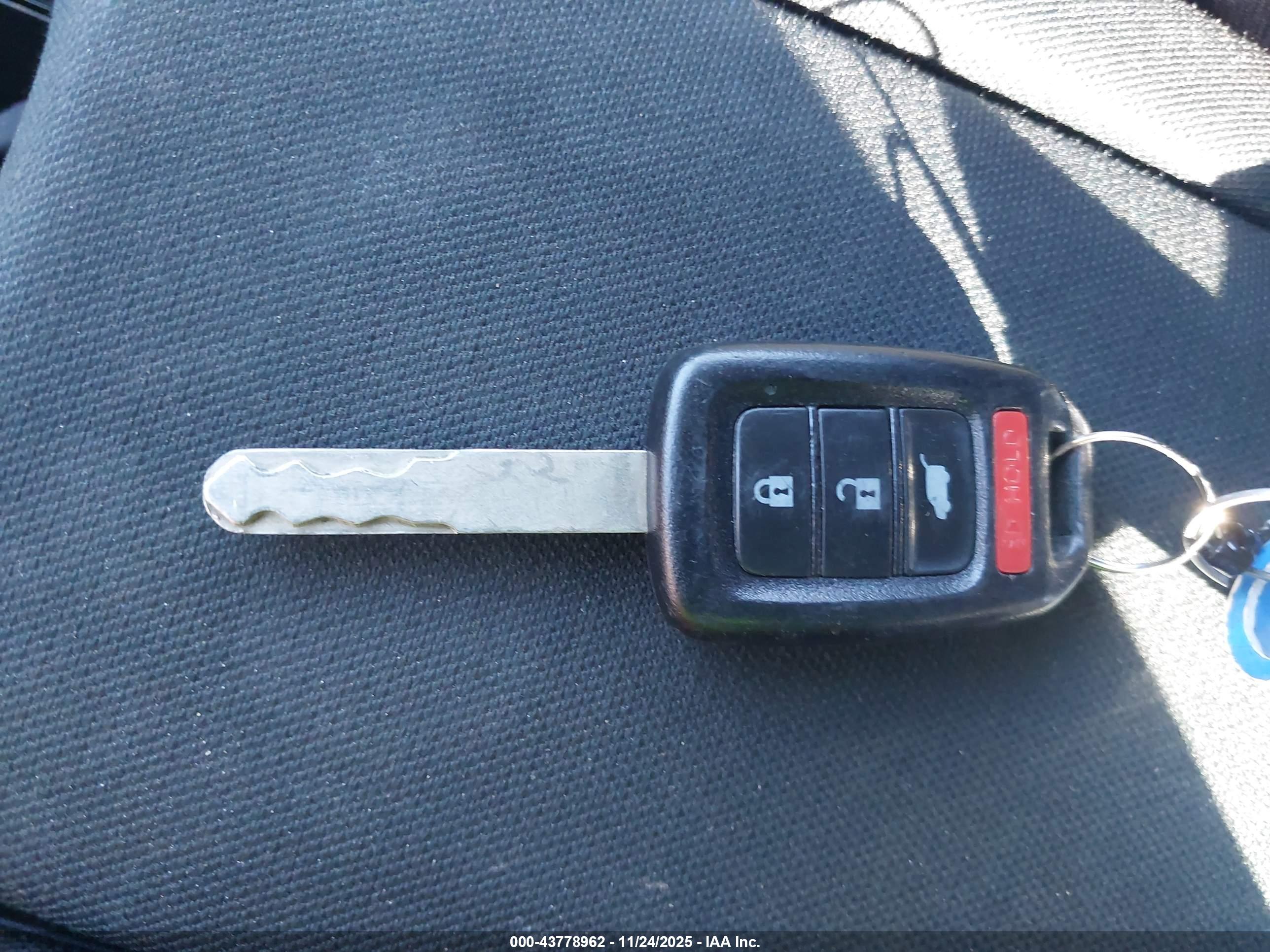 HONDA CIVIC image 11