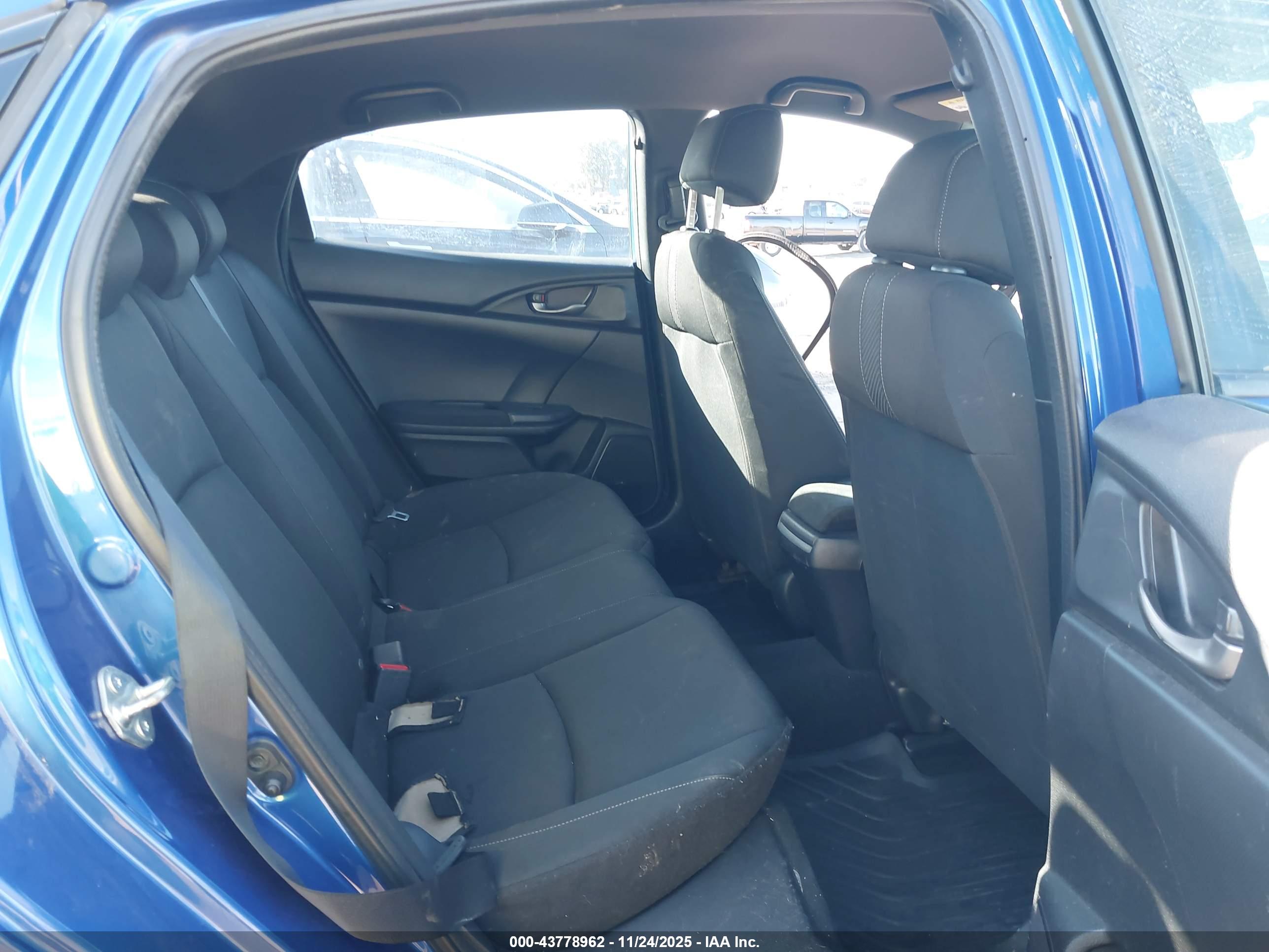 HONDA CIVIC image 8