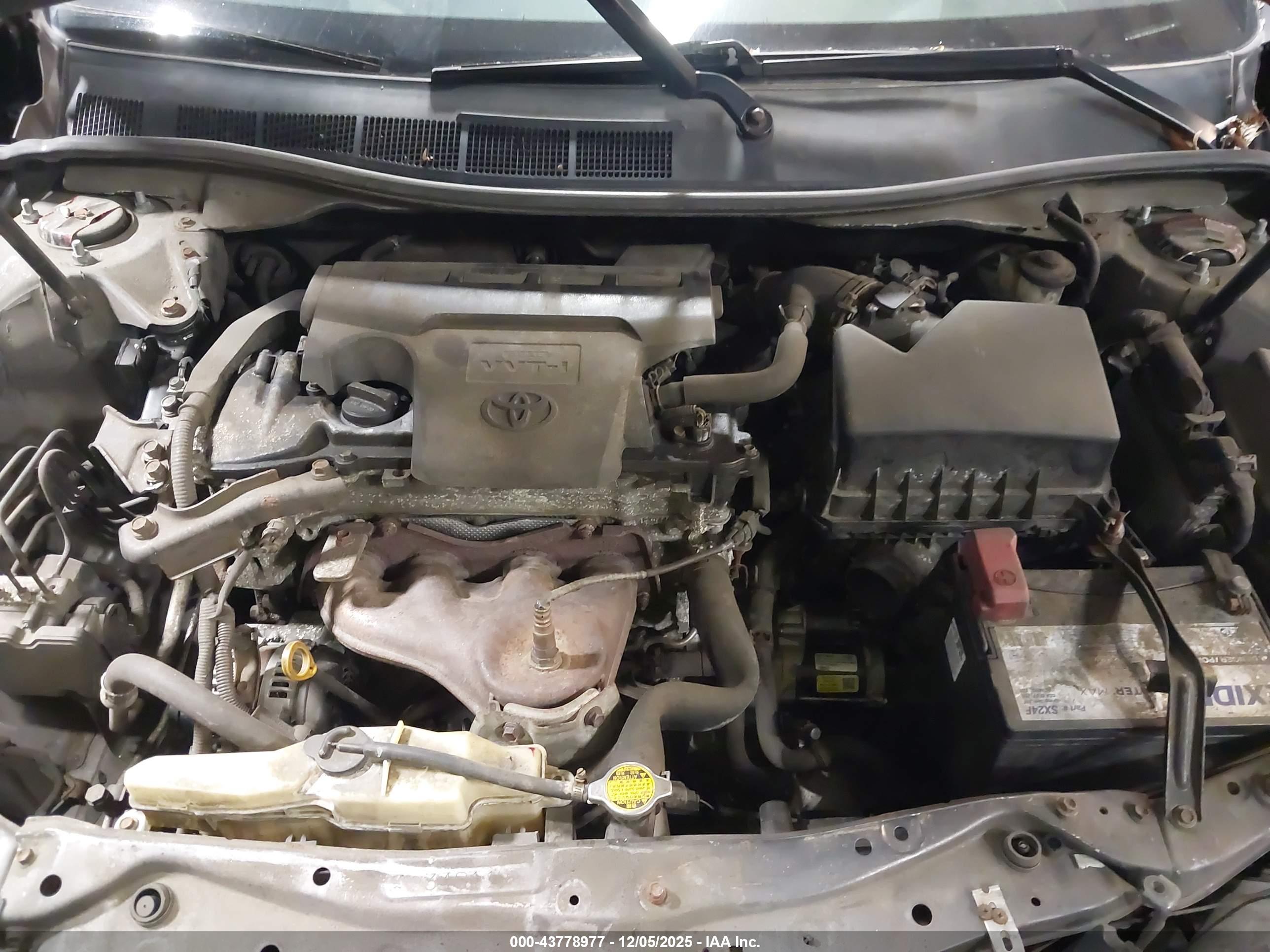 TOYOTA CAMRY image 10