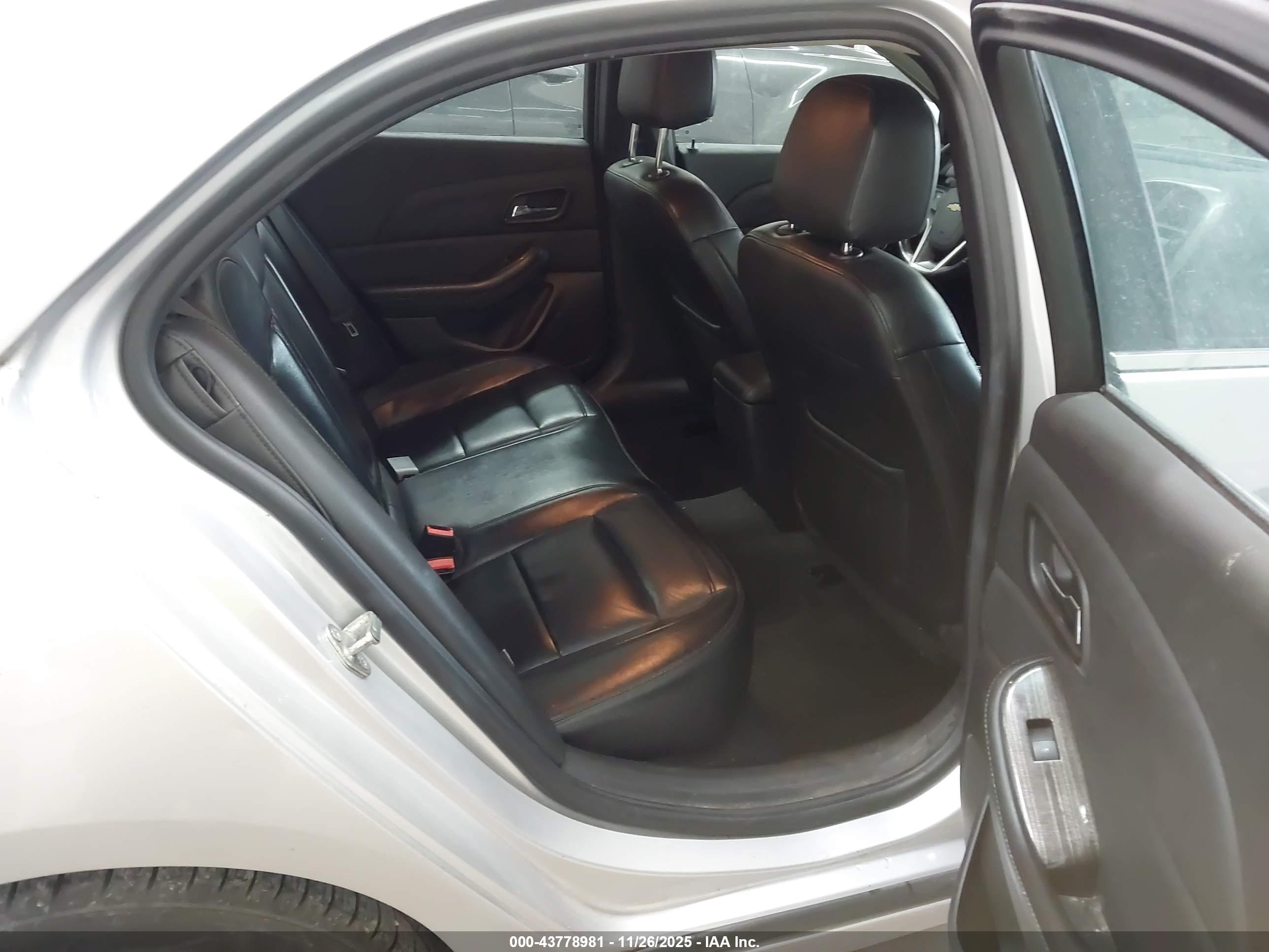 CHEVROLET MALIBU image 8