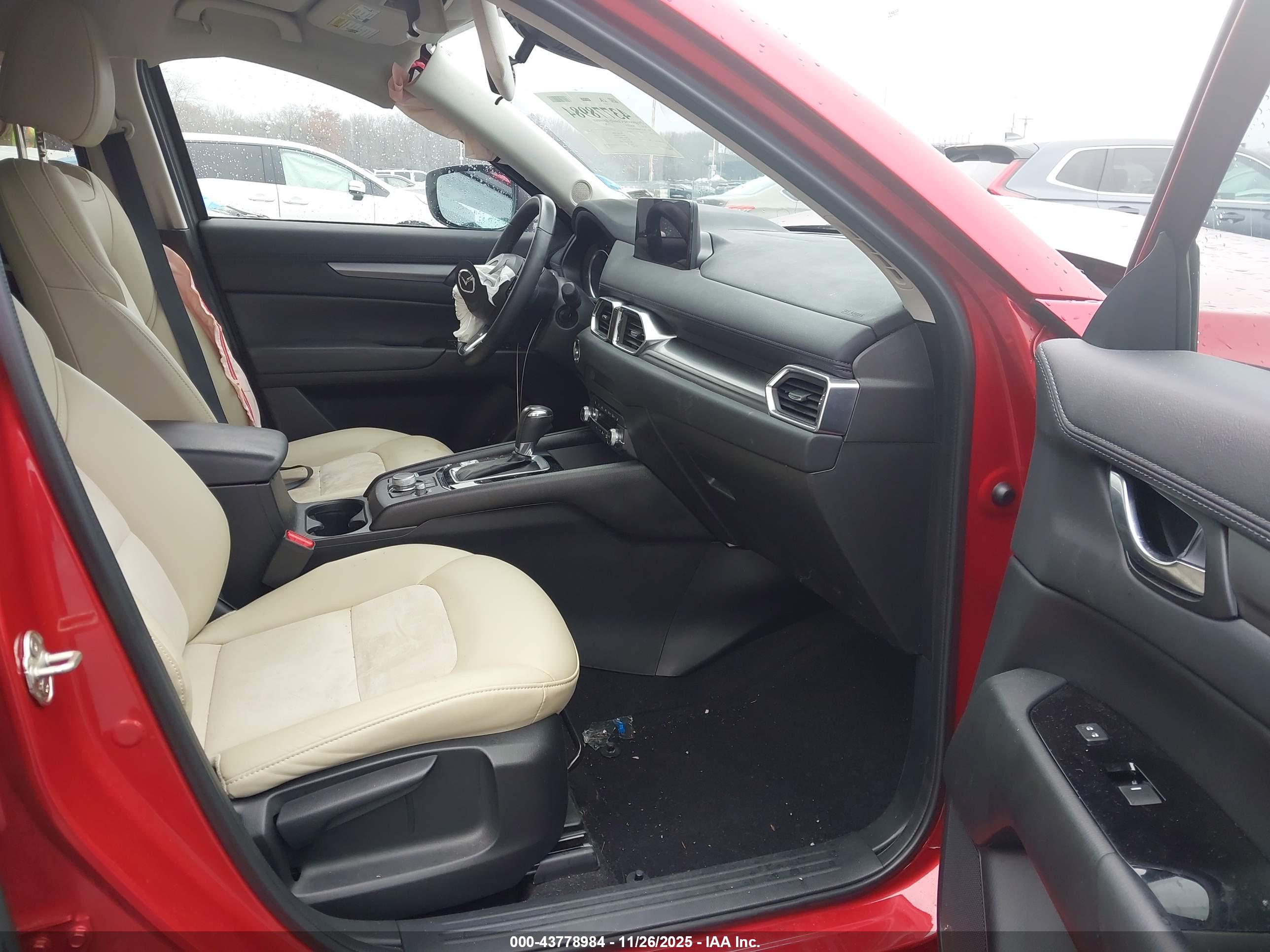 MAZDA CX-5 image 5