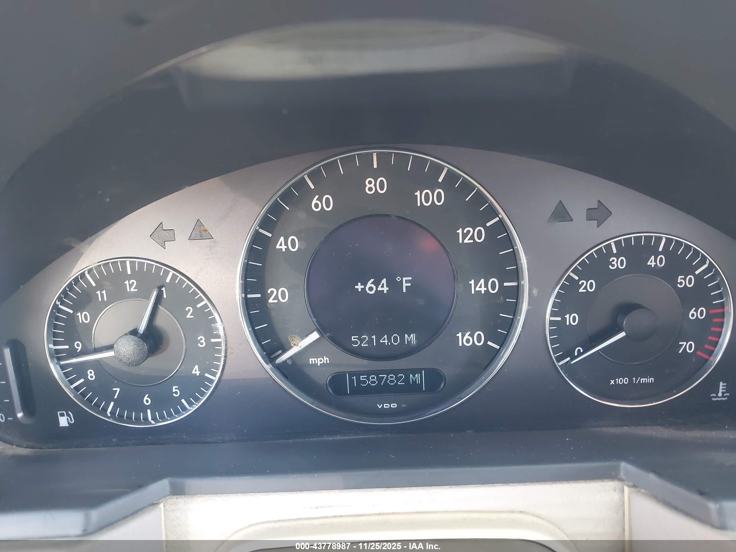 MERCEDES-BENZ E image 7