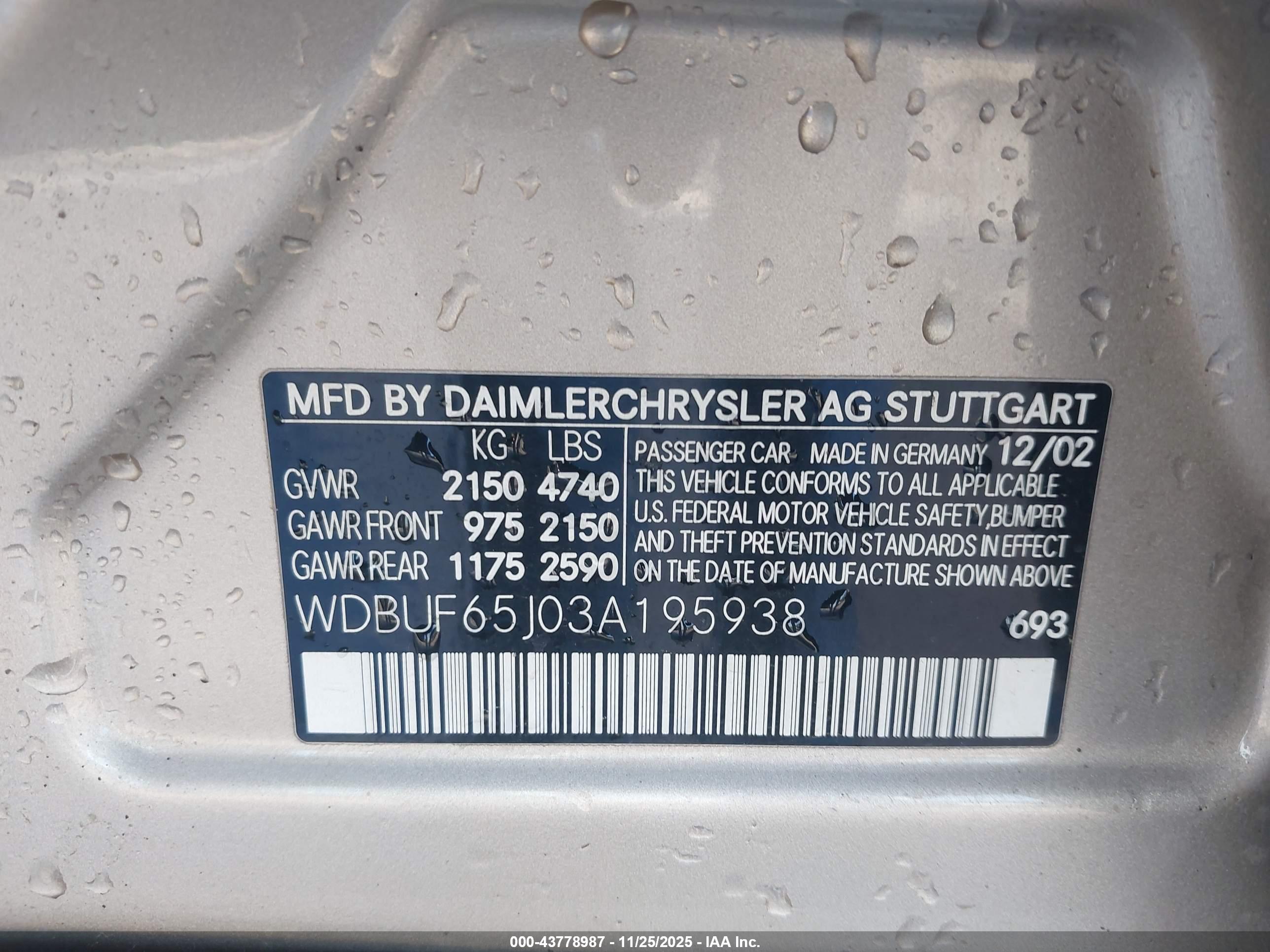 MERCEDES-BENZ E image 9